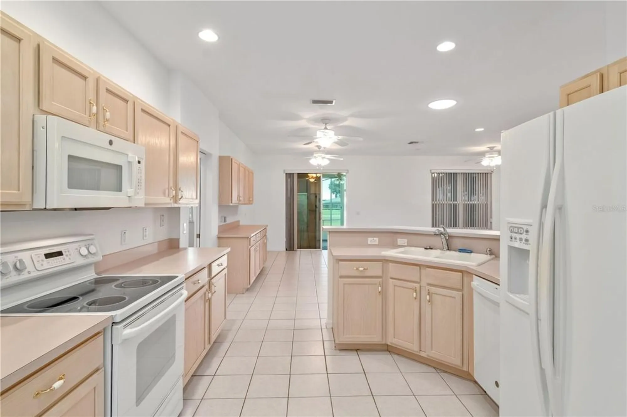Property Slideshow image 17 of 48 | 9441 sw 90th st, Ocala, FL, 34481