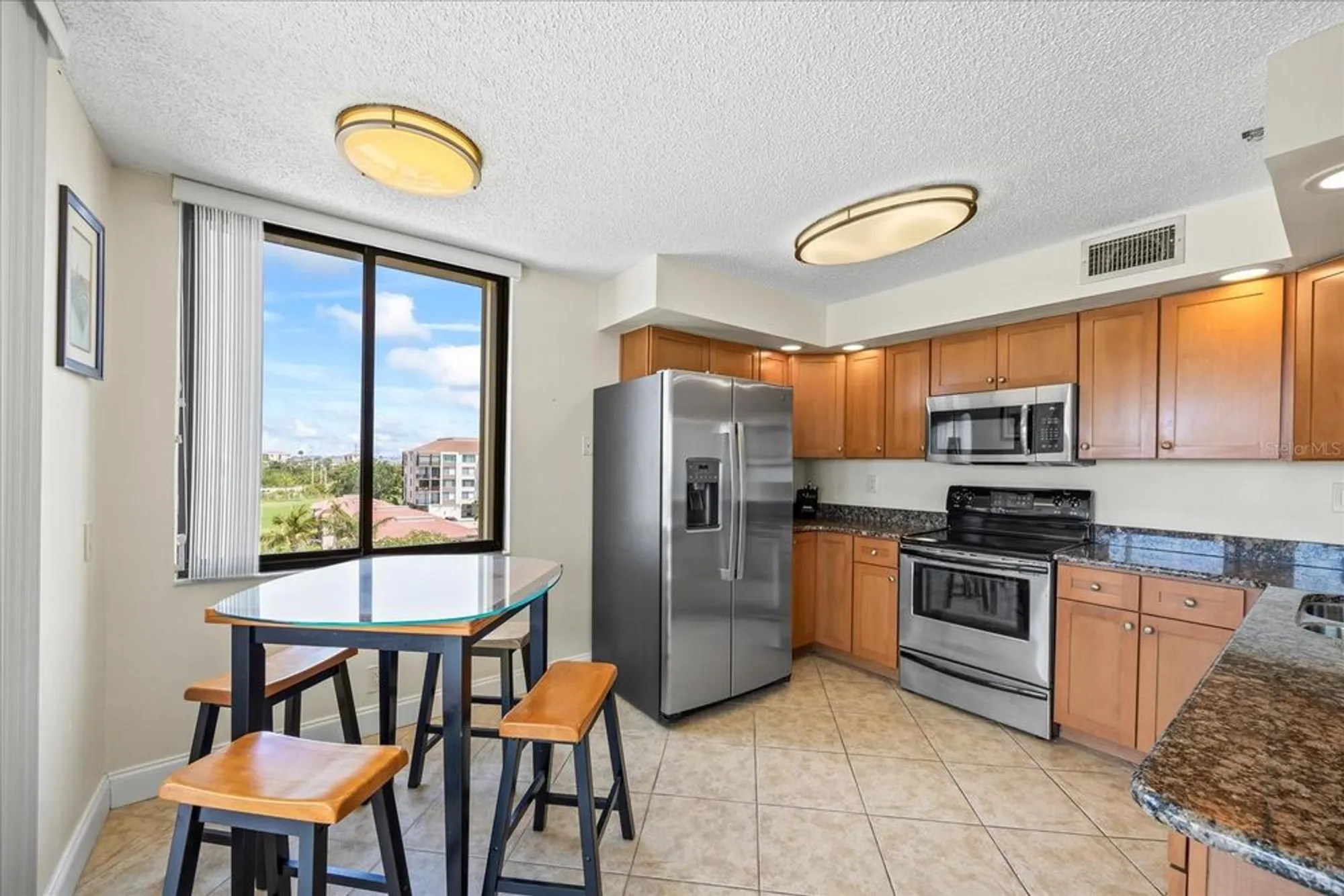 Property Slideshow image 8 of 28 | 6322 palma del mar blvd s apt 604, St Petersburg, FL, 33715