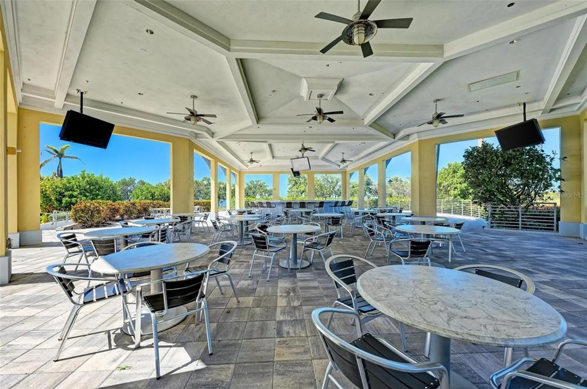 Property Slideshow image 56 of 72 | 391 aruba cir 303, Bradenton, FL, 34209
