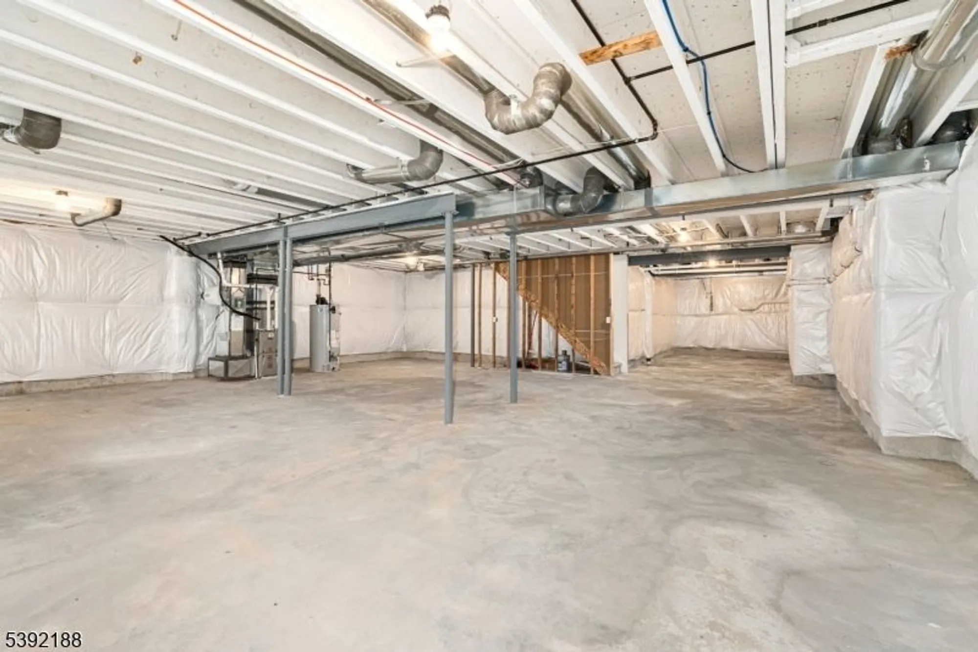 Property Slideshow image 25 of 27 | 9 van cleef dr, Whitehouse Station, NJ, 08889