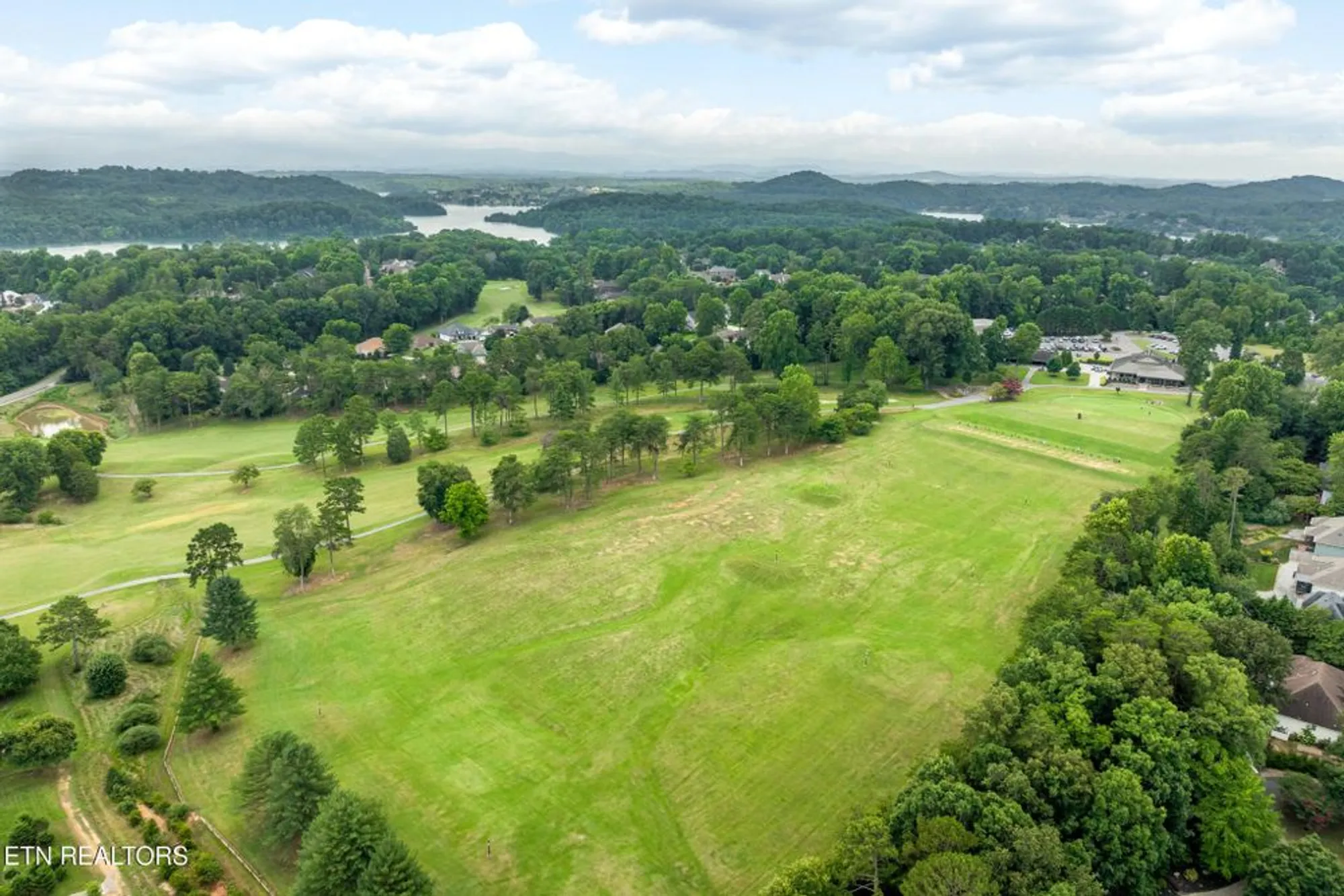 Property Slideshow image 57 of 58 | 123 inata cir, Loudon, TN, 37774