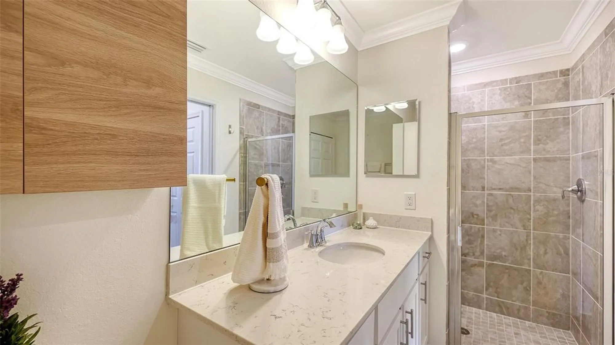 Property Slideshow image 22 of 97 | 1020 tidewater shores loop unit 108, Bradenton, FL, 34208