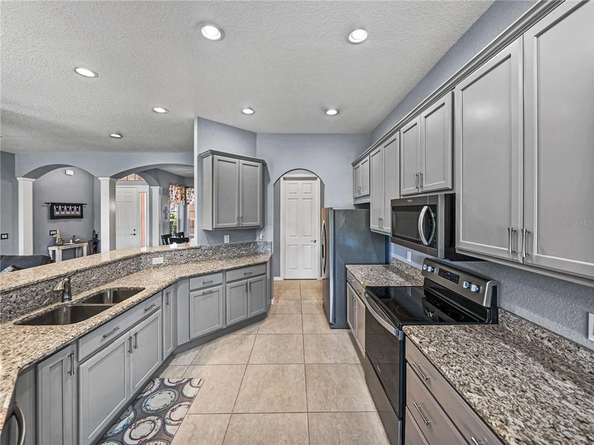 Property Slideshow image 18 of 90 | 1124 sawgrass dr, Winter Haven, FL, 33884