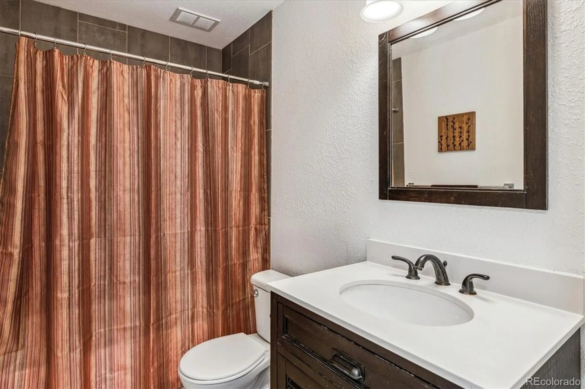 Property Slideshow image 16 of 44 | 795 s alton way unit 5d, Denver, CO, 80247