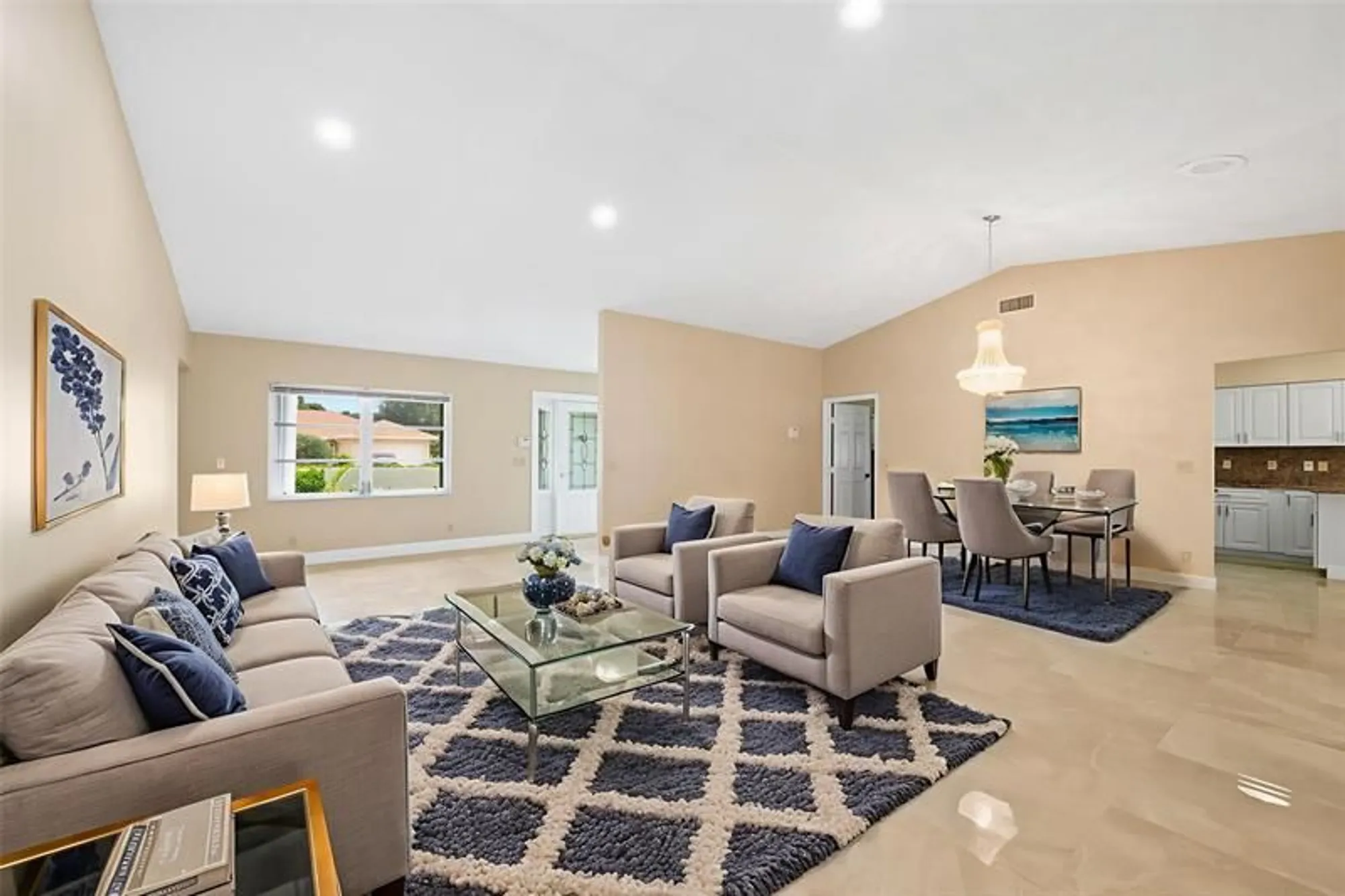 Property Slideshow image 12 of 43 | 10911 greentrail dr, Boynton Beach, FL, 33436