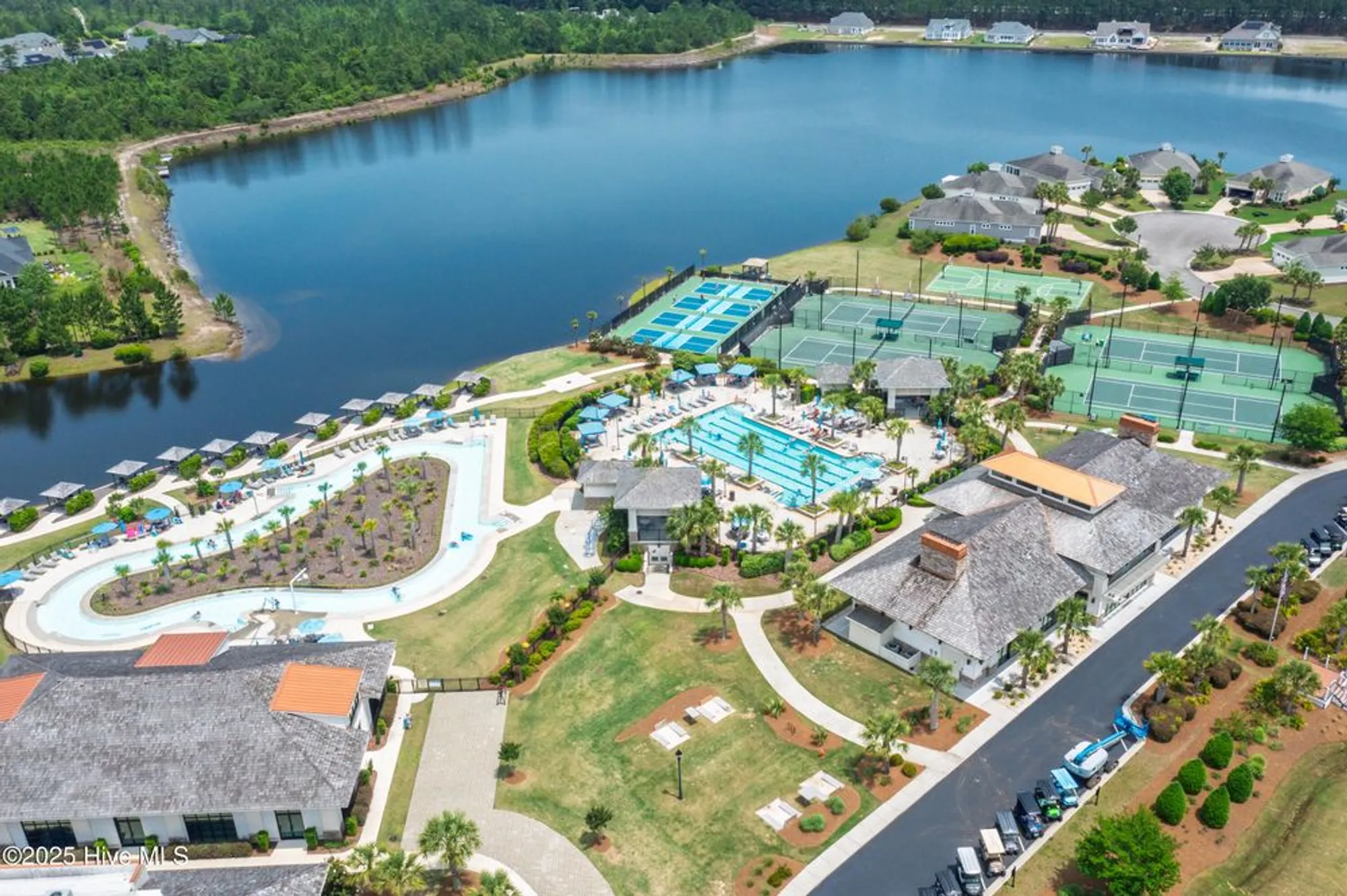 Property Slideshow image 2 of 43 | 2314 hickory bottom ct, Leland, NC, 28451