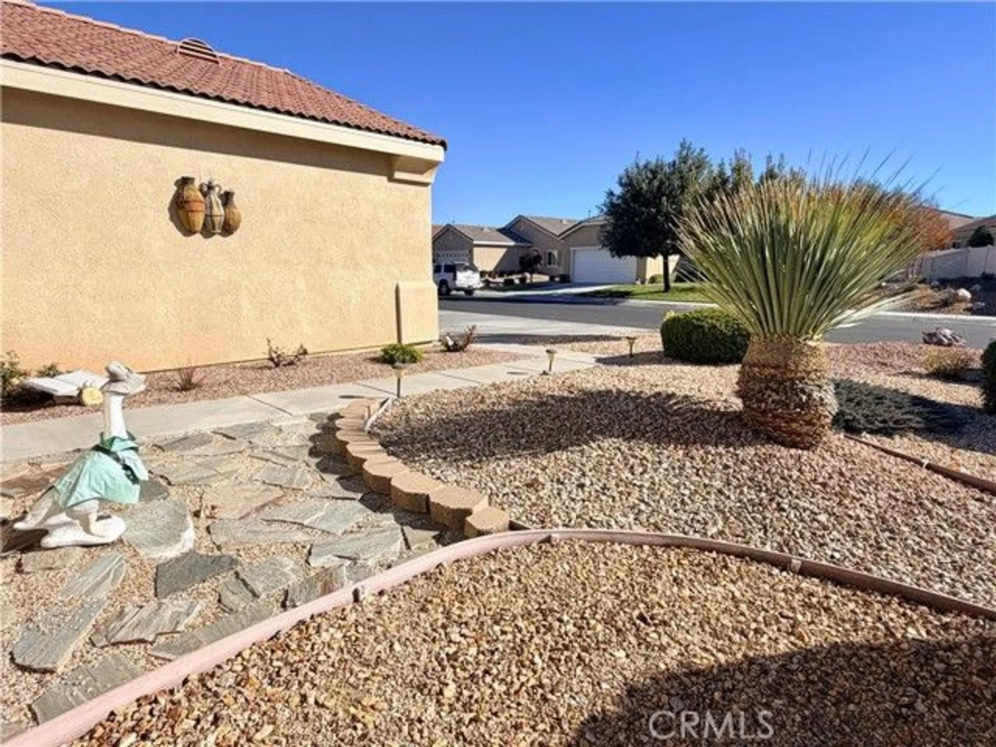 Property Slideshow image 29 of 30 | 19422 royal oaks rd, Apple Valley, CA, 92308