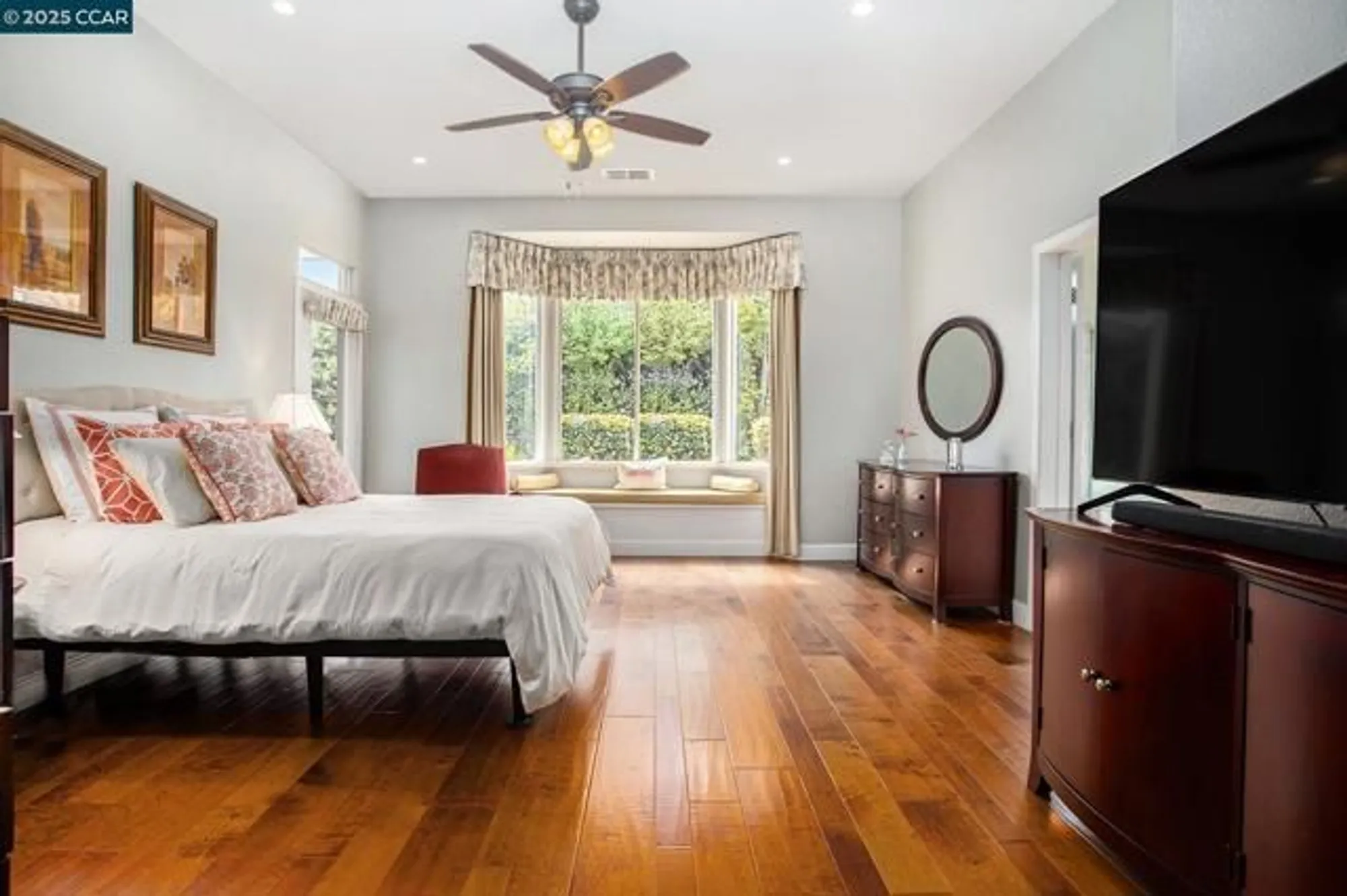 Property Slideshow image 19 of 32 | 451 tayberry ln, Brentwood, CA, 94513