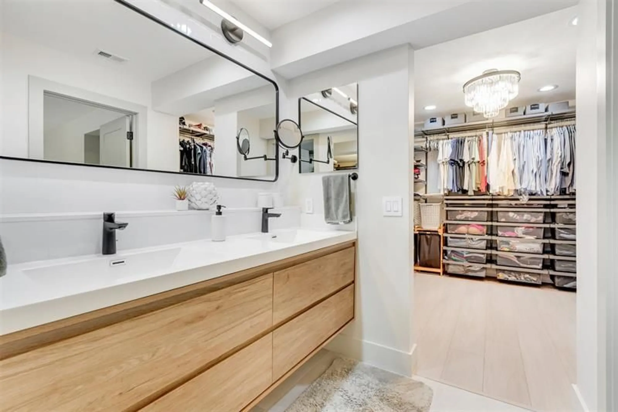 Property Slideshow image 13 of 25 | 8569 casa del lago, Boca Raton, FL, 33433