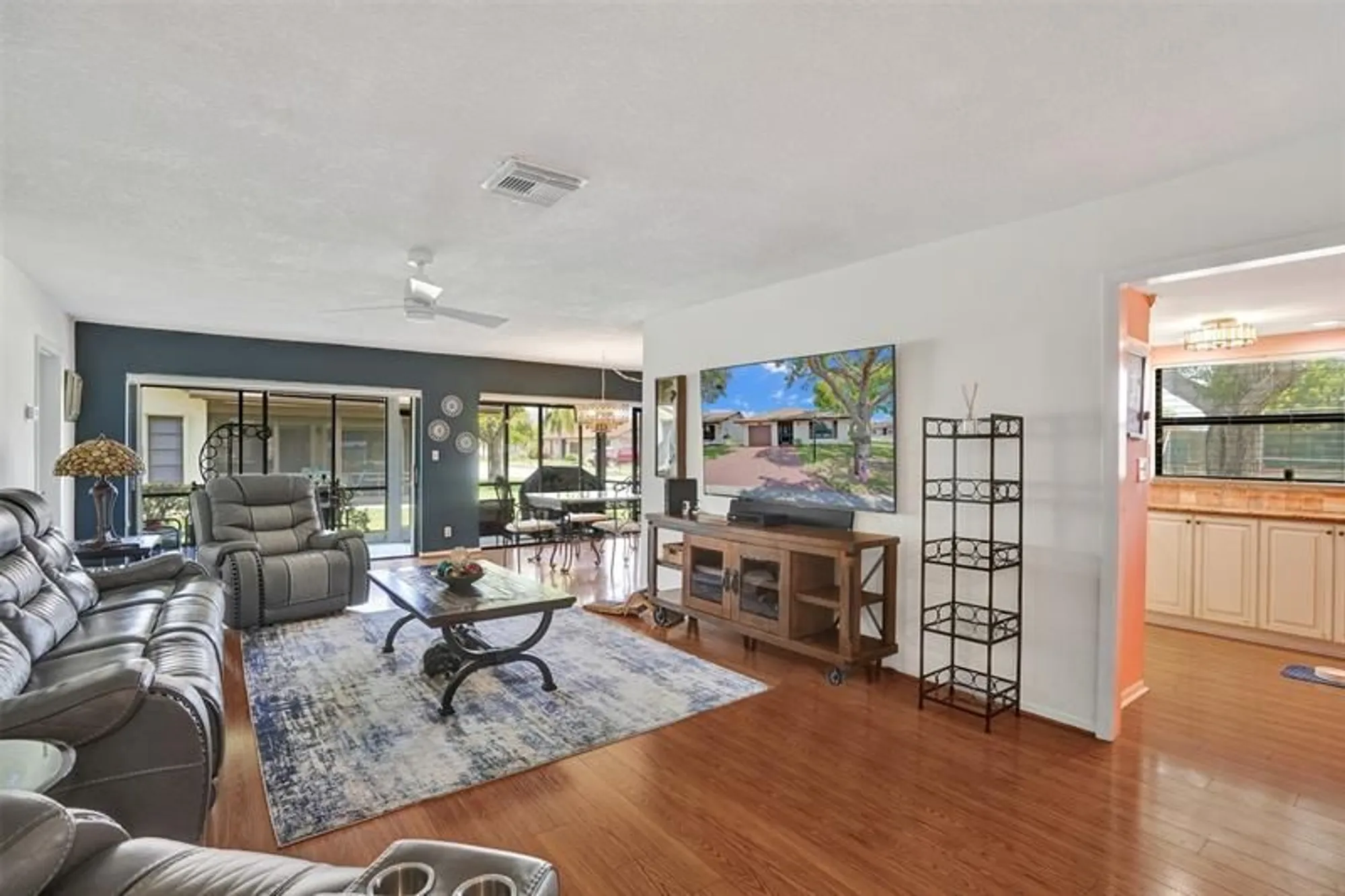 Property Slideshow image 7 of 80 | 1584 sw 22nd ter, Deerfield Beach, FL, 33442