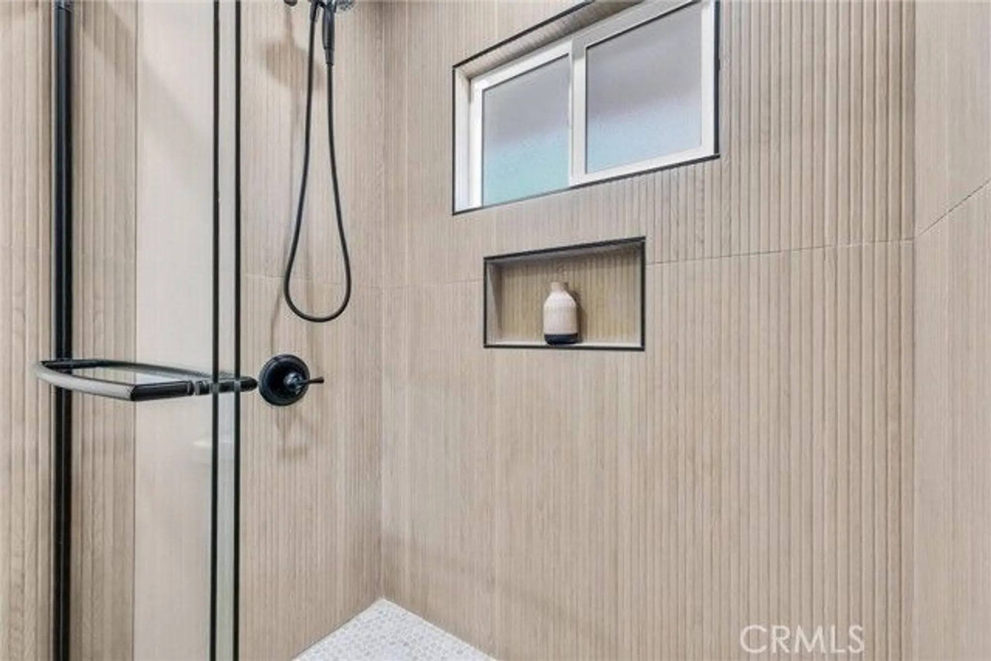 Property Slideshow image 17 of 31 | 25800 coombe hill dr, Menifee, CA, 92586