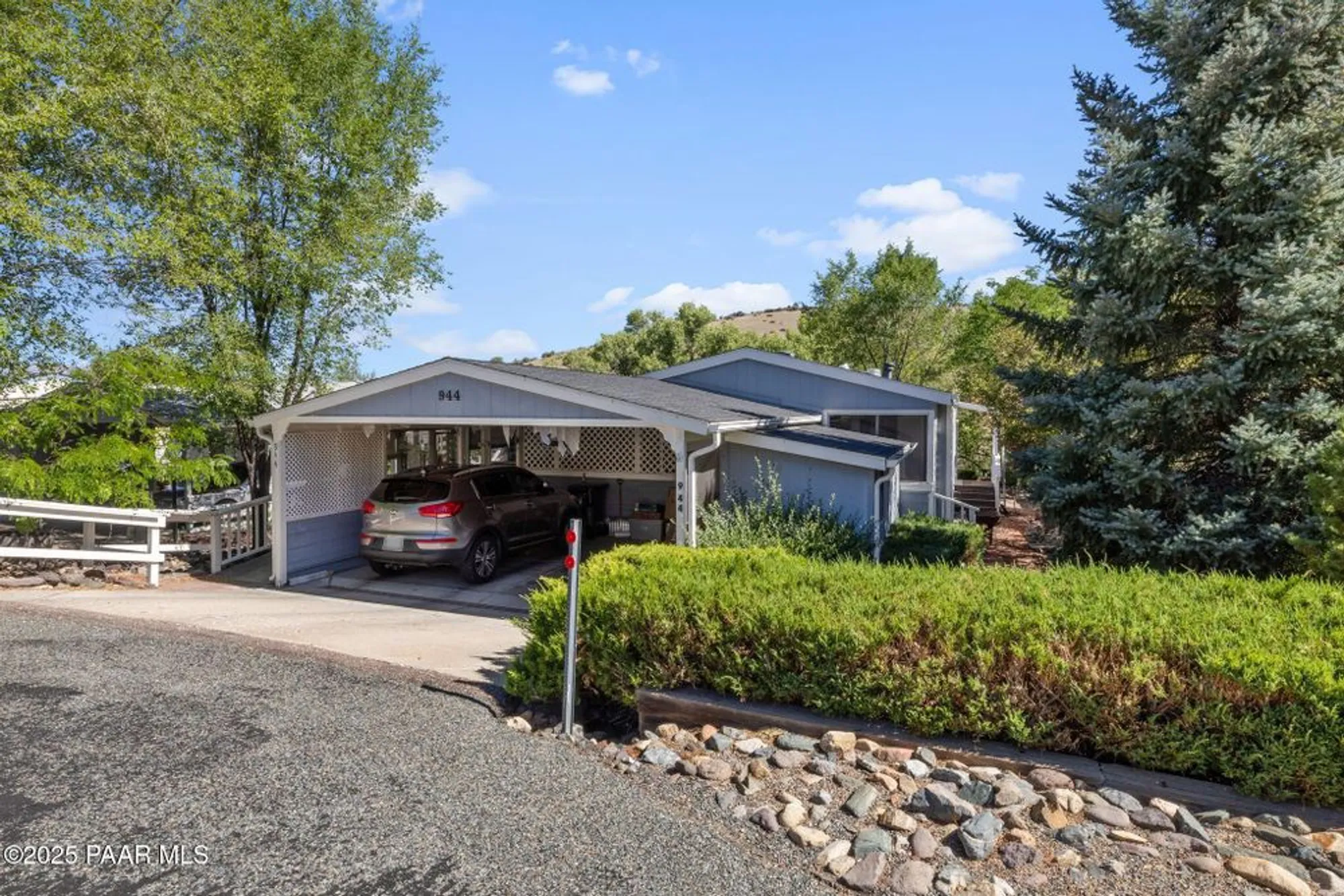 Property Slideshow image 28 of 36 | 944 n mountain hollow ct, Prescott, AZ, 86301