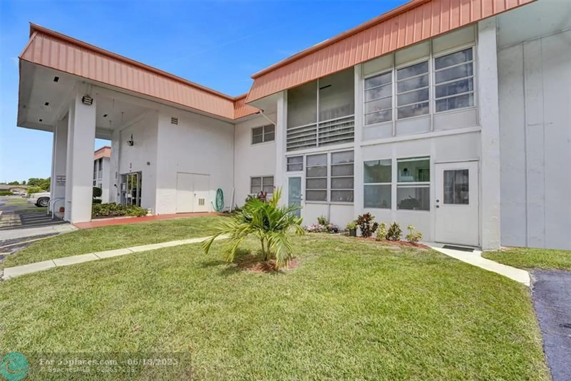 Property Slideshow image 12 of 14 | 4881 nw 22nd st a7, Lauderhill, FL, 33313