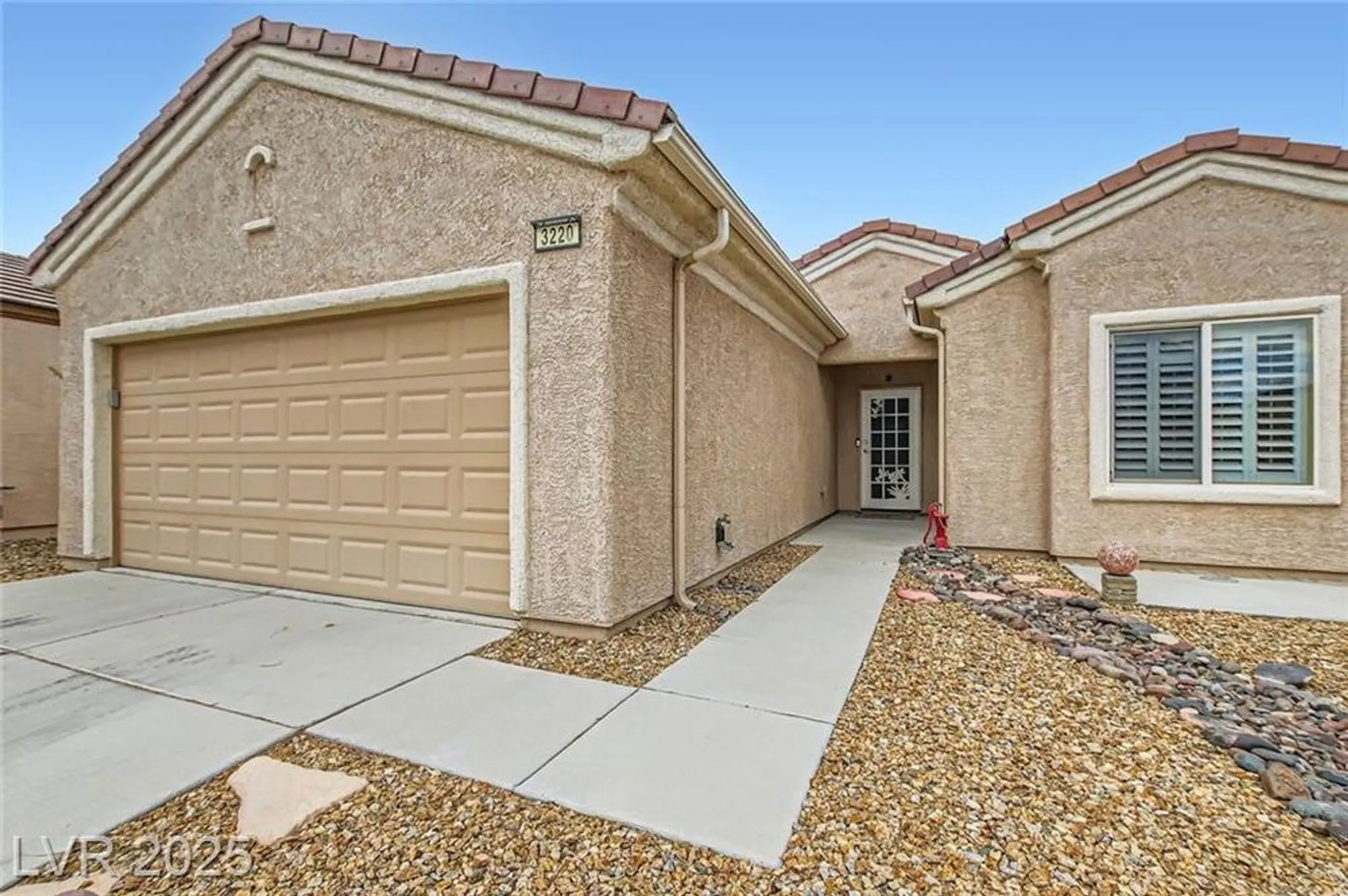 Property Slideshow image 3 of 33 | 3220 flinthead dr, North Las Vegas, NV, 89084