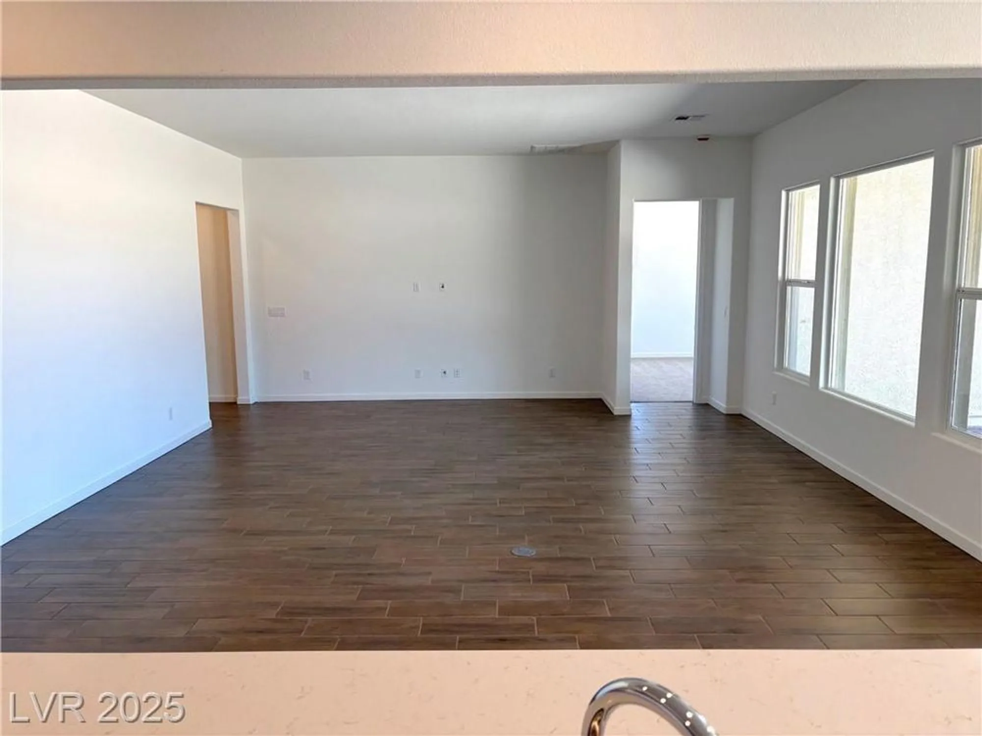 Property Slideshow image 18 of 29 | 5728 e badlands ln, Pahrump, NV, 89061