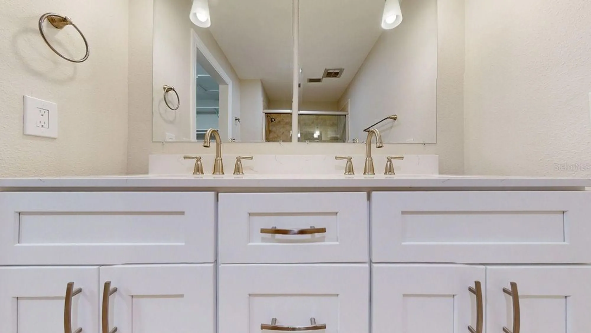 Property Slideshow image 52 of 96 | 636 boca ciega point blvd s, St Petersburg, FL, 33708