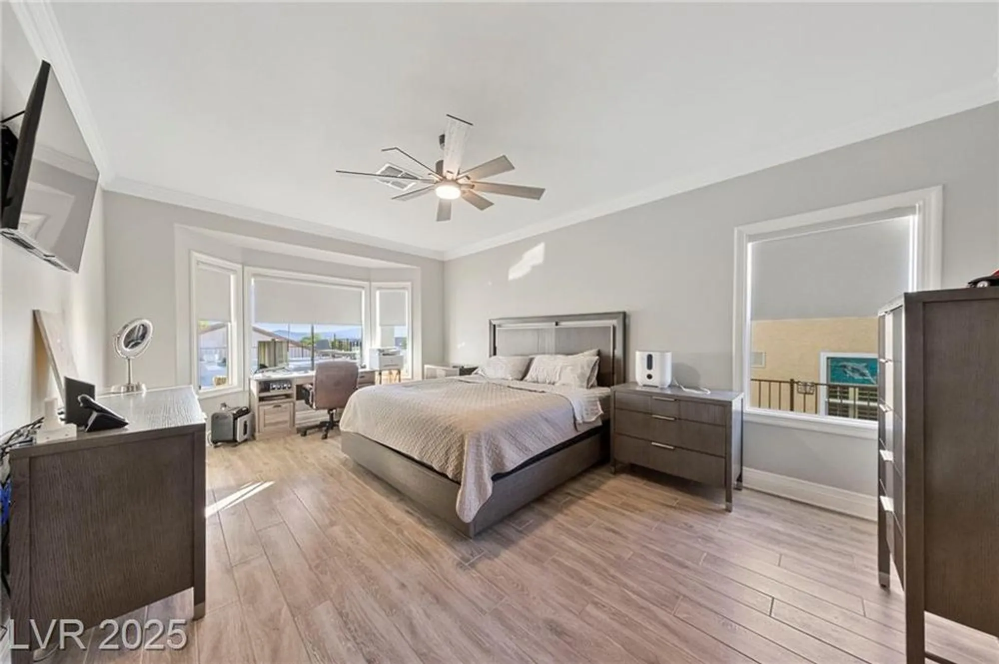 Property Slideshow image 7 of 56 | 1999 oliver springs st, Henderson, NV, 89052