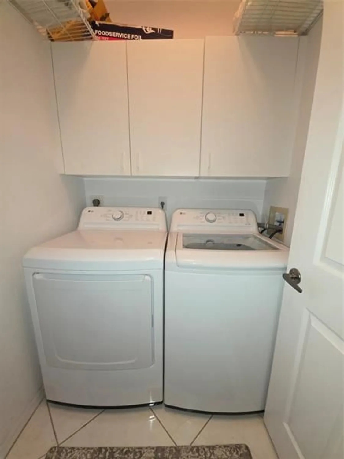 Property Slideshow image 16 of 29 | 7593 granville dr 411, Tamarac, FL, 33321