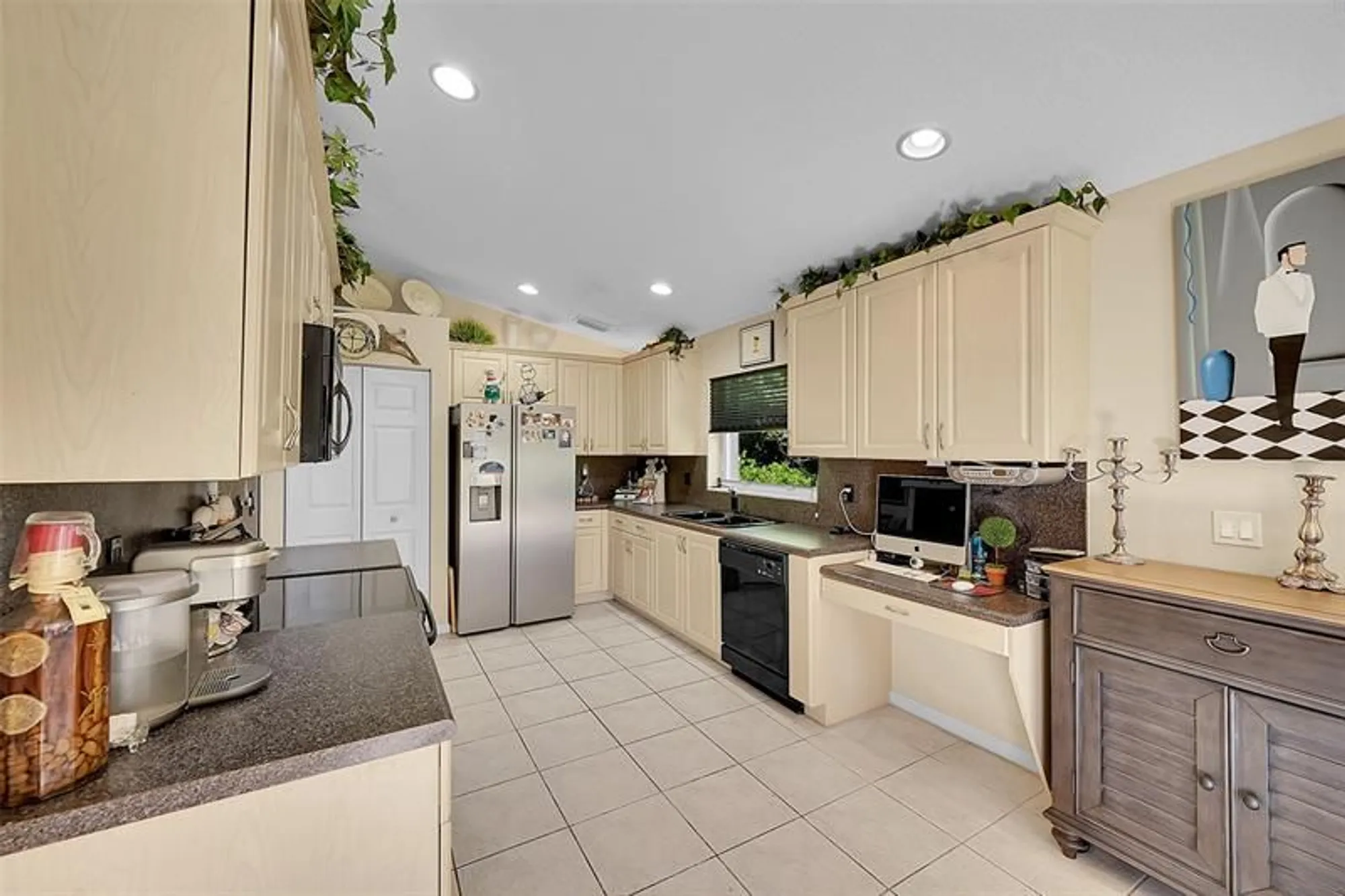 Property Slideshow image 10 of 45 | 7822 vista palms way, Lake Worth, FL, 33467