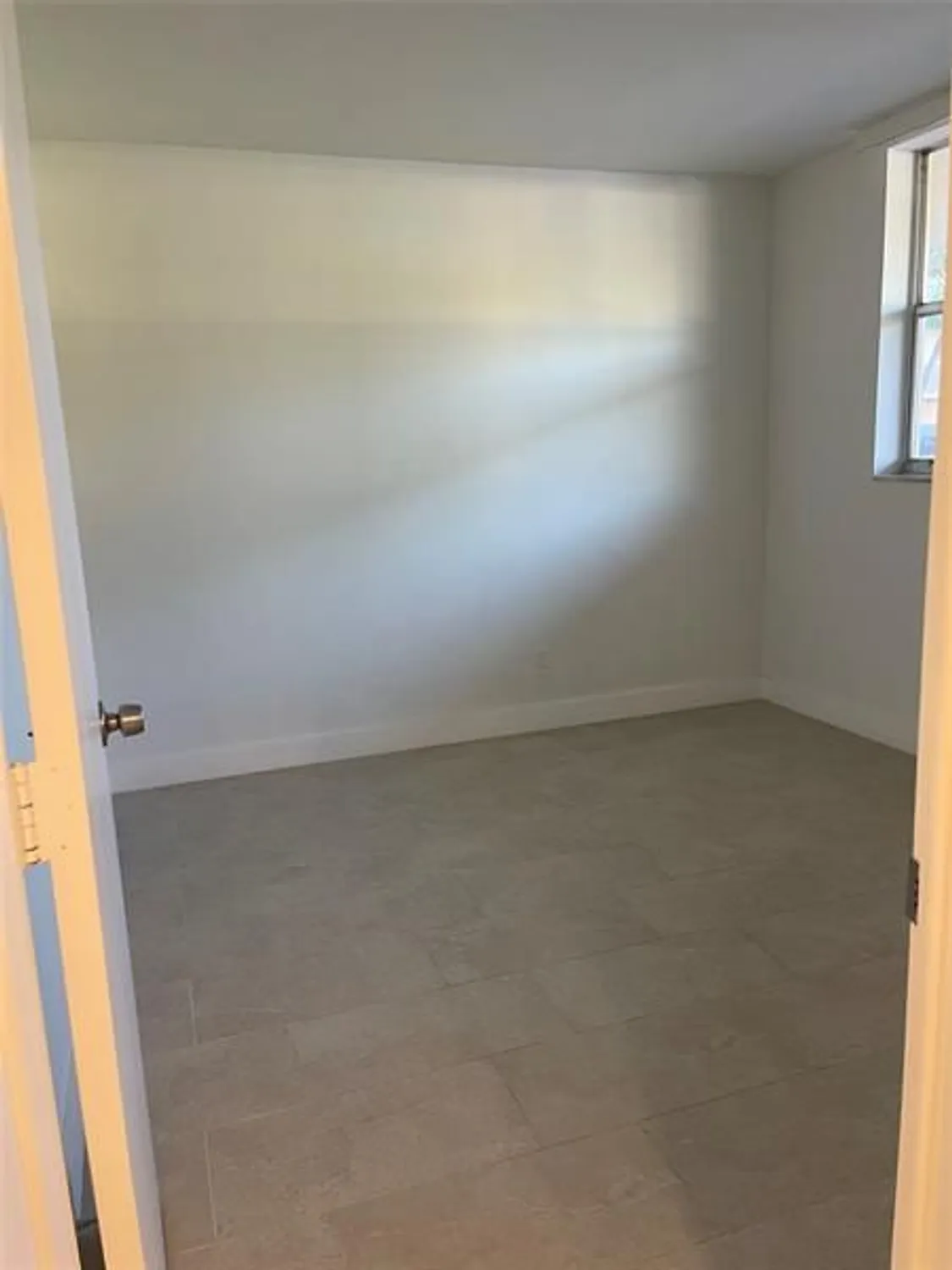 Property Slideshow image 25 of 27 | 5890 nw 64th ave apt 103, Fort Lauderdale, FL, 33319