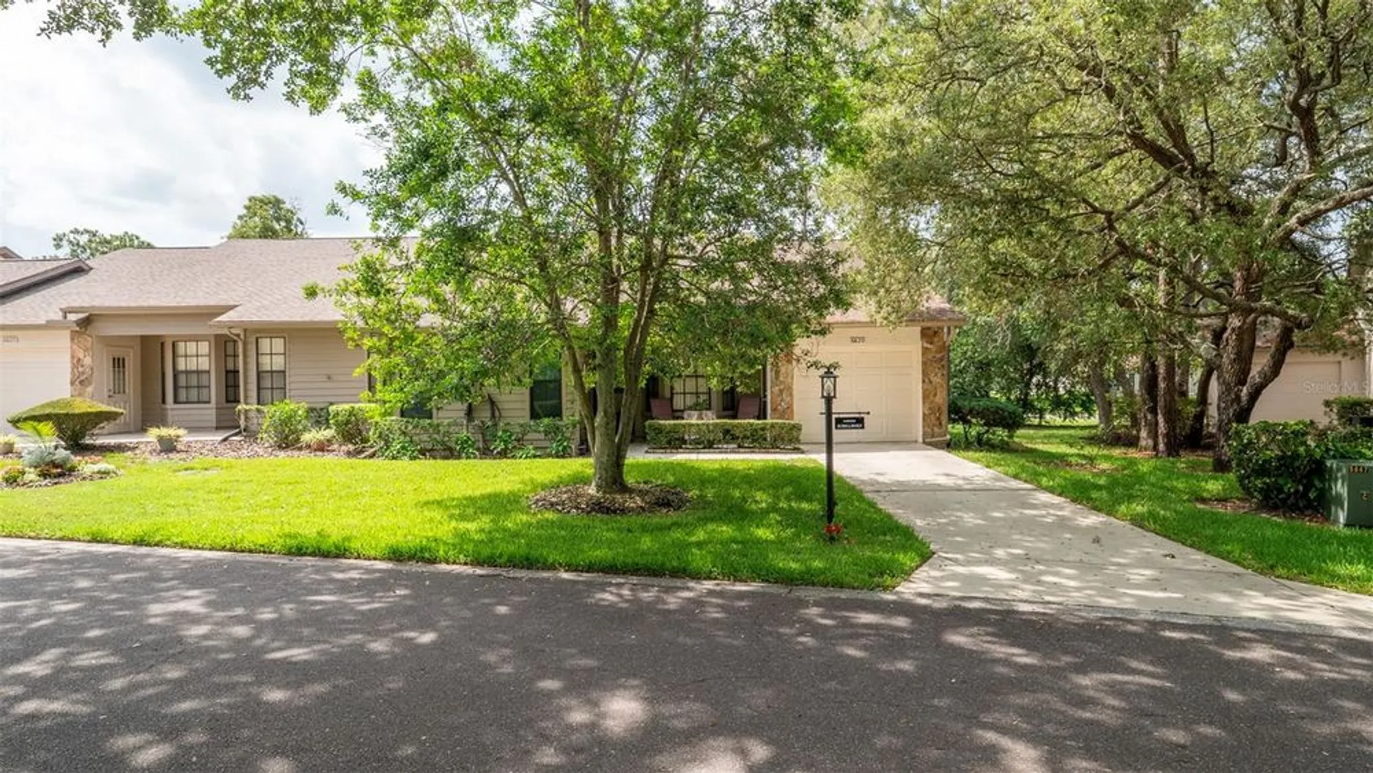 Property Slideshow image 1 of 34 | 6620 brambleleaf dr, Spring Hill, FL, 34606