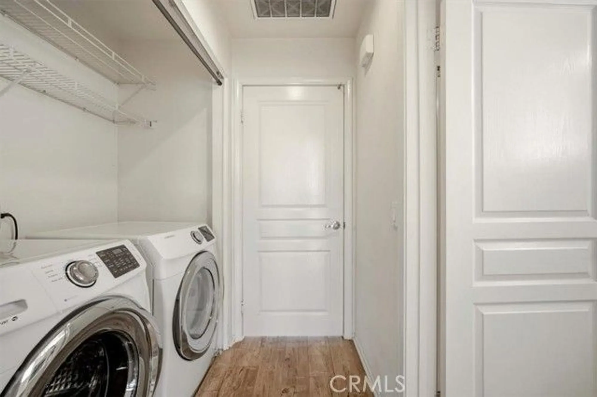 Property Slideshow image 27 of 36 | 19146 oak st, Apple Valley, CA, 92308