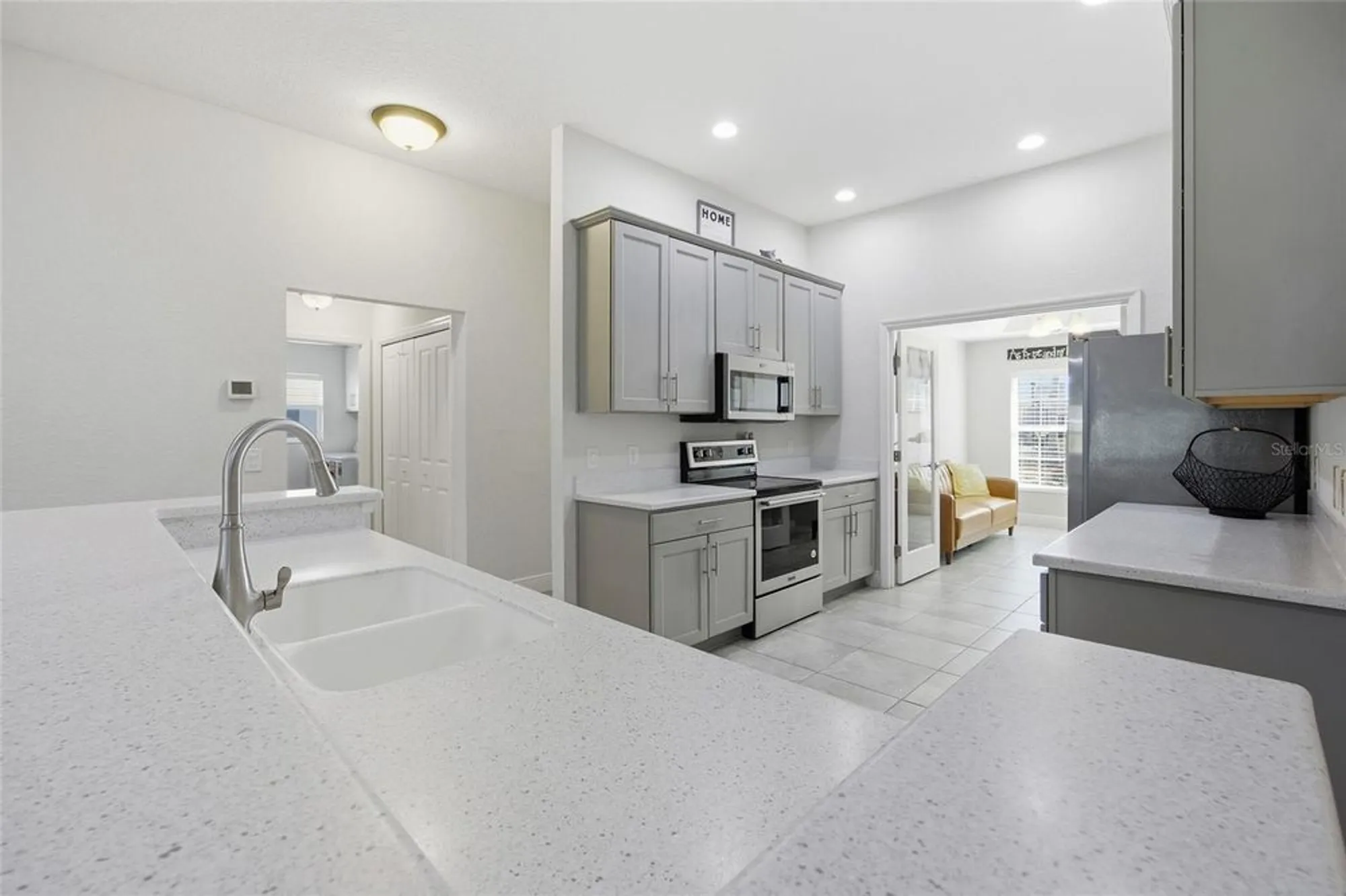 Property Slideshow image 9 of 61 | 4846 audrey marie ct, Oxford, FL, 34484