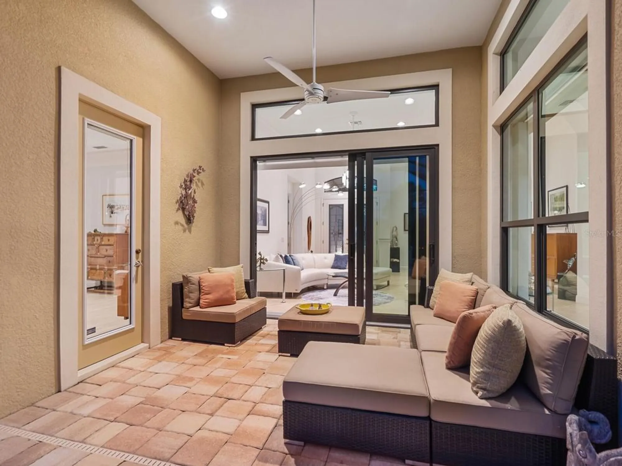 Property Slideshow image 35 of 78 | 10990 pentas royale ct, Englewood, FL, 34223