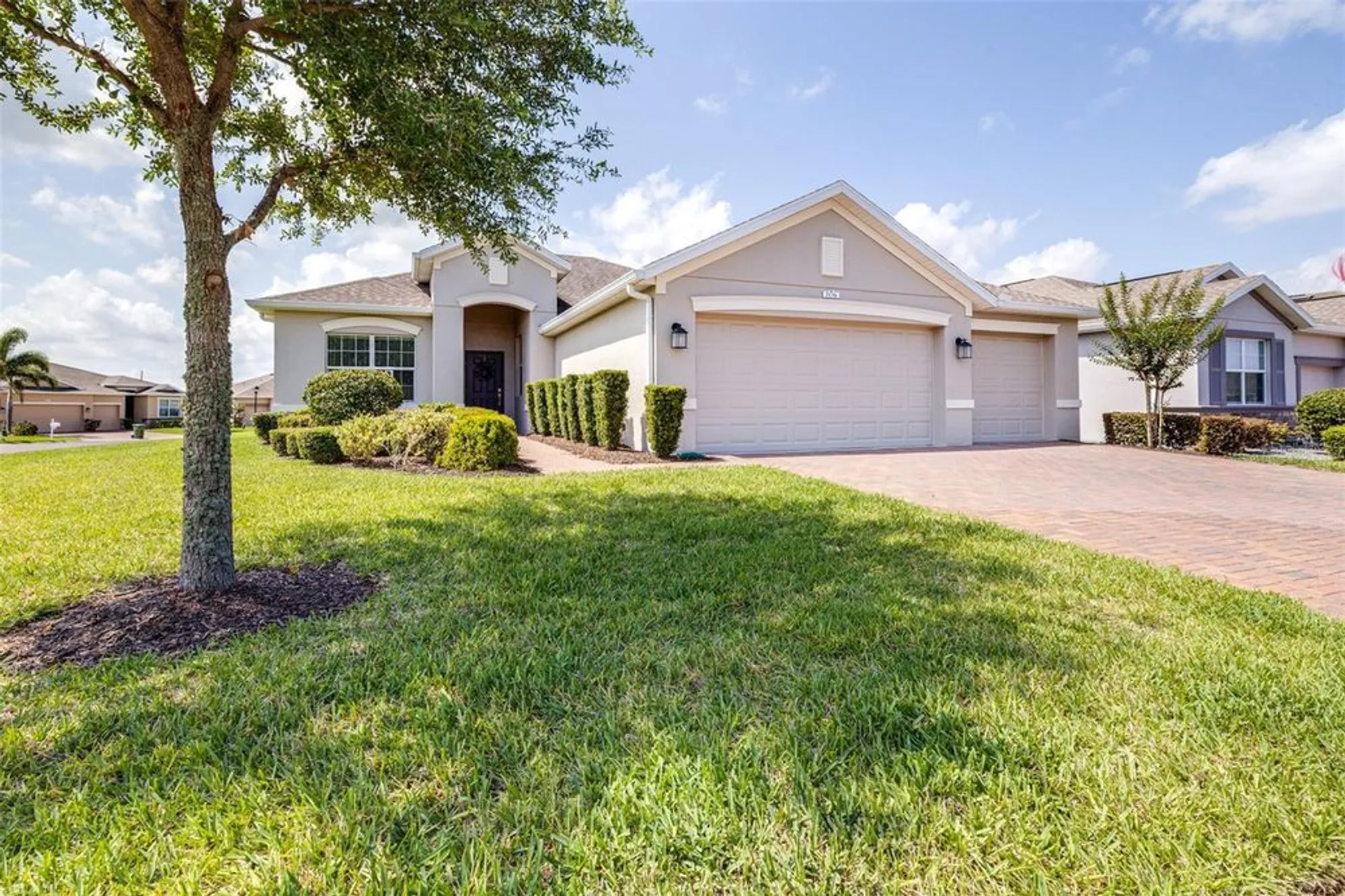 Property Slideshow image 2 of 62 | 3136 langdon ln, Winter Haven, FL, 33884