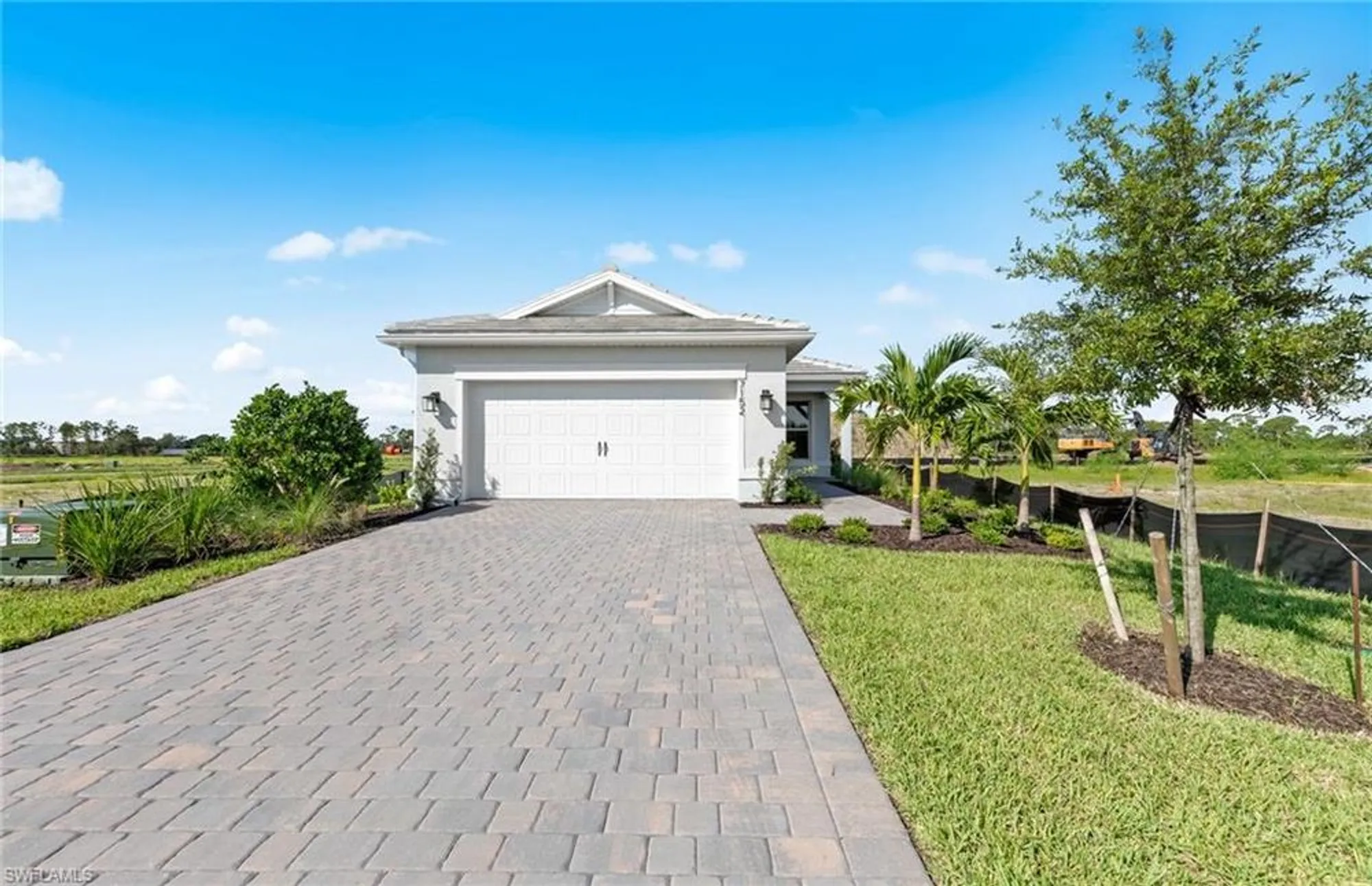 Property Slideshow image 4 of 47 | 7152 chapel creek ln, North Fort Myers, FL, 33917