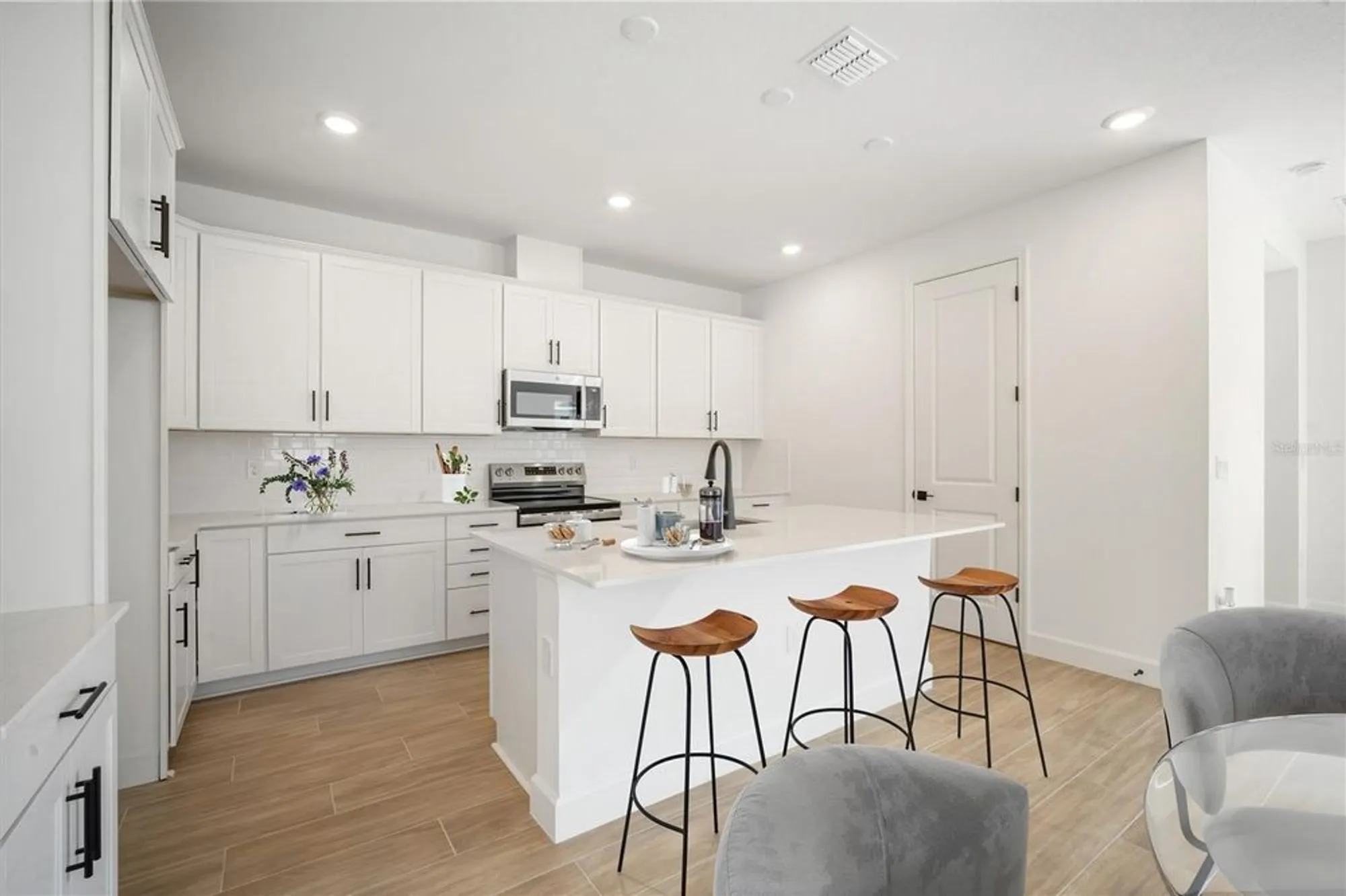 Property Slideshow image 6 of 39 | 9071 players dr, Weeki Wachee, FL, 34613