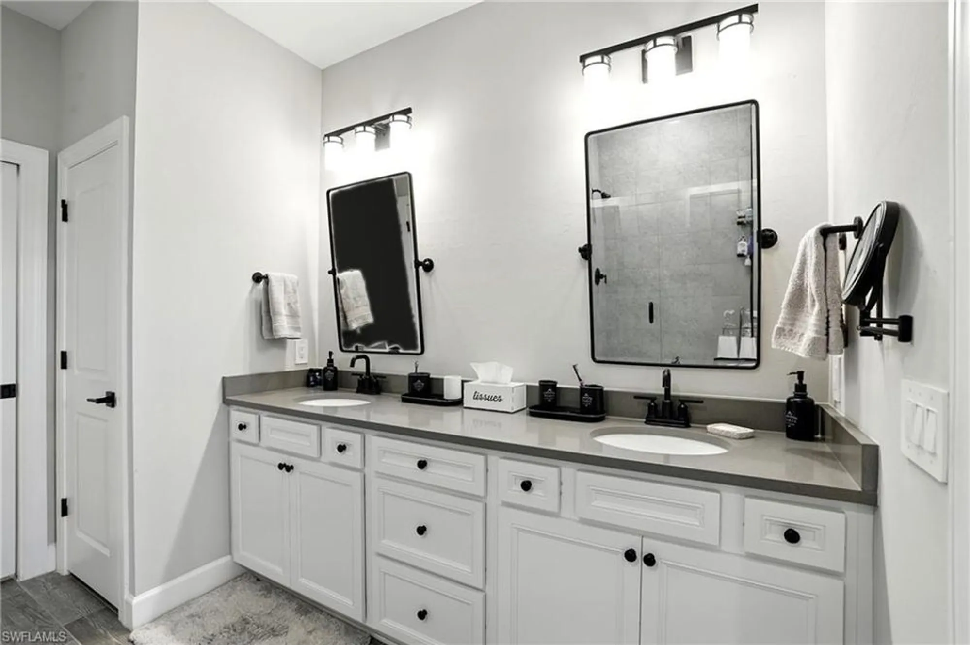 Property Slideshow image 20 of 47 | 12230 canal grande dr, Fort Myers, FL, 33913