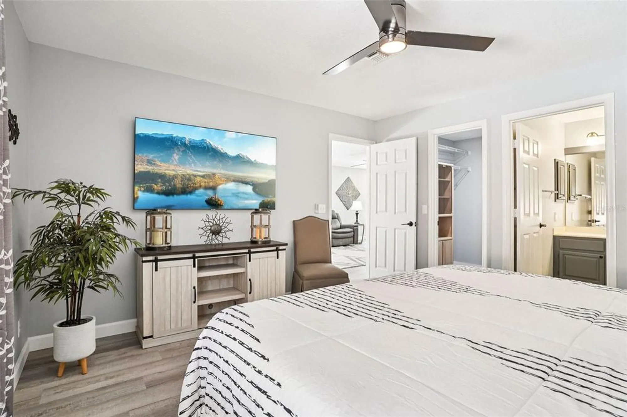 Property Slideshow image 15 of 37 | 809 alvarado pl, The Villages, FL, 32159