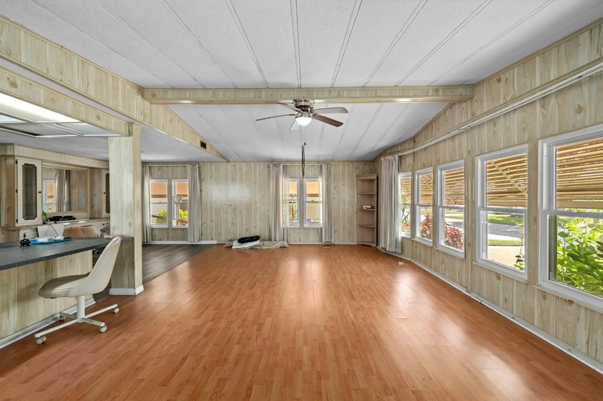 Property Slideshow image 4 of 28 | 5082 fox cliff dr, Lakeland, FL, 33810