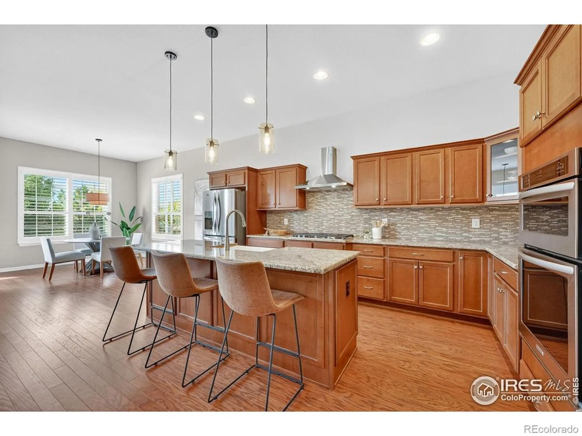 Property Slideshow image 12 of 44 | 15875 wild horse dr, Broomfield, CO, 80023