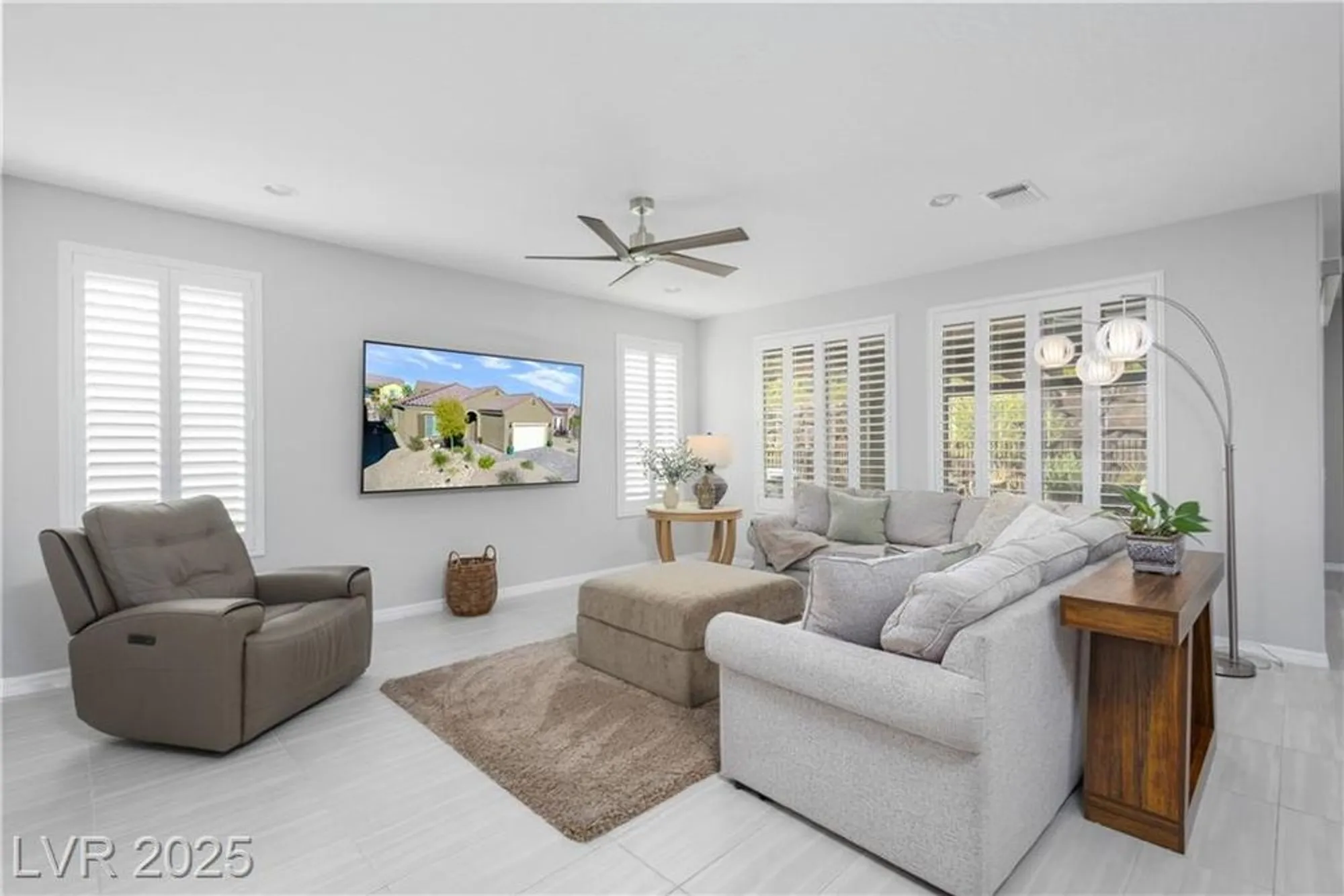 Property Slideshow image 12 of 22 | 1129 calico rdg, Mesquite, NV, 89034