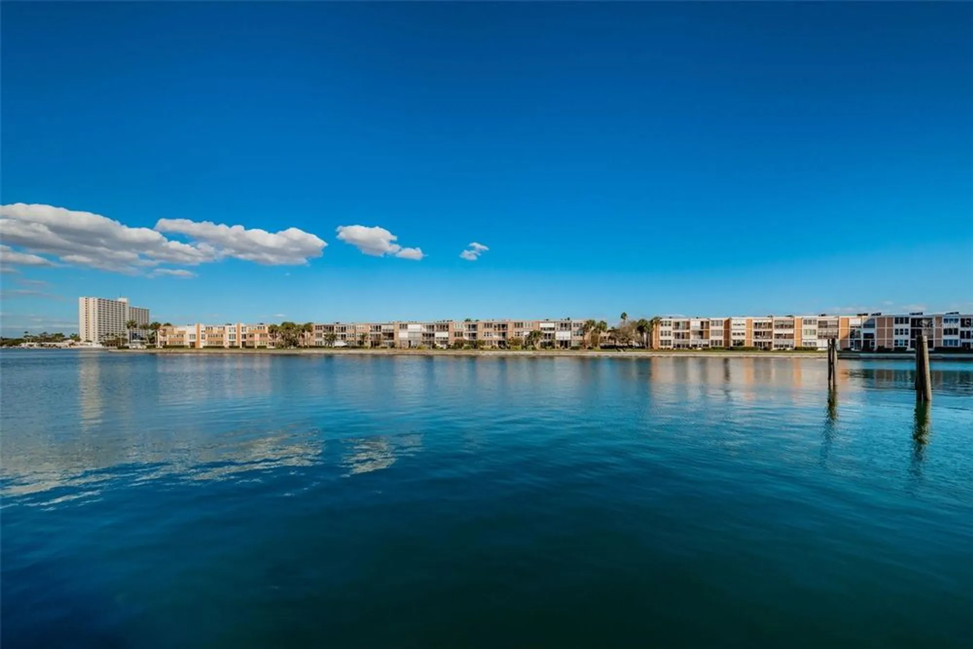 Property Slideshow image 88 of 90 | 7420 bay island dr 171, South Pasadena, FL, 33707