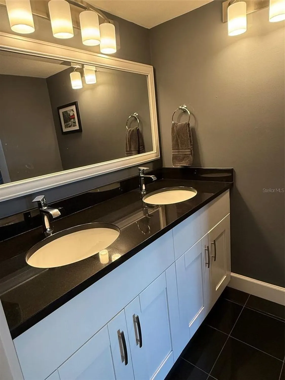 Property Slideshow image 19 of 64 | 7 elgin pl apt 202, Dunedin, FL, 34698