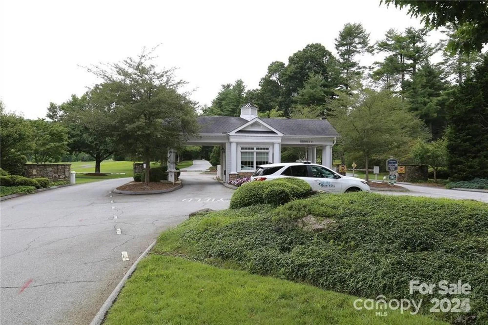 Property Slideshow image 32 of 33 | 103 golfside dr, Flat Rock, NC, 28731