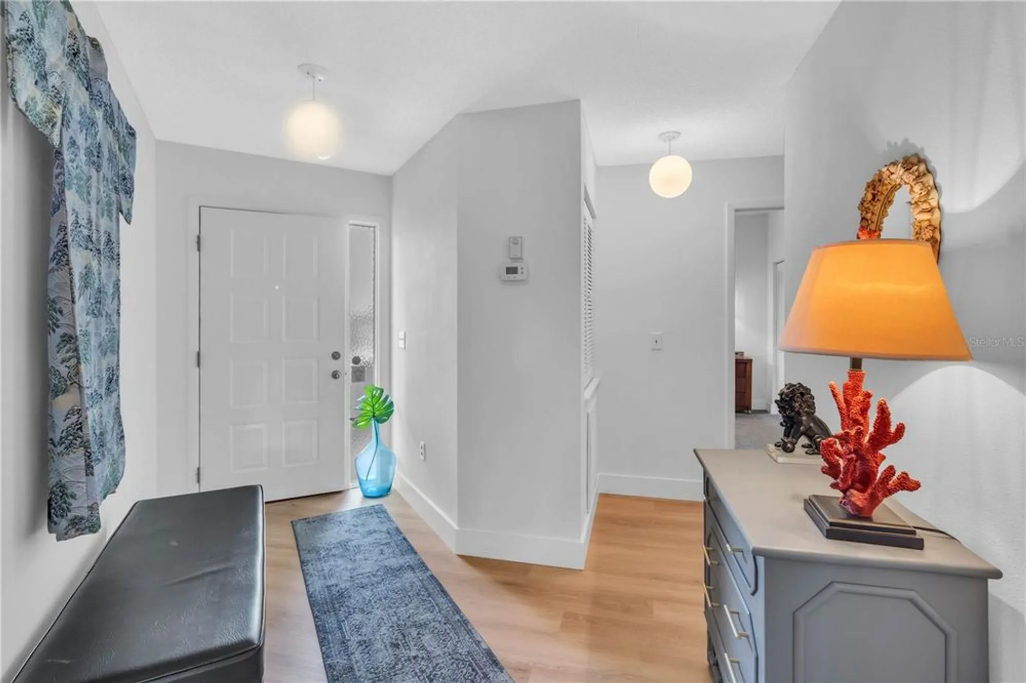 Property Slideshow image 4 of 44 | 1720 starling dr 103, Sarasota, FL, 34231