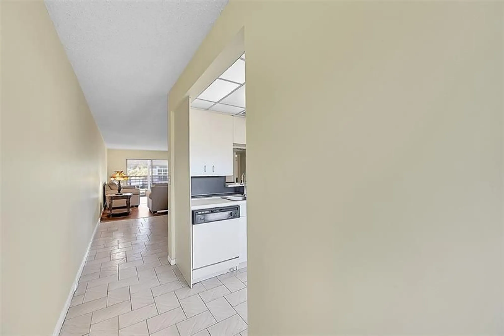 Property Slideshow image 20 of 29 | 2901 victoria cir k3, Coconut Creek, FL, 33066
