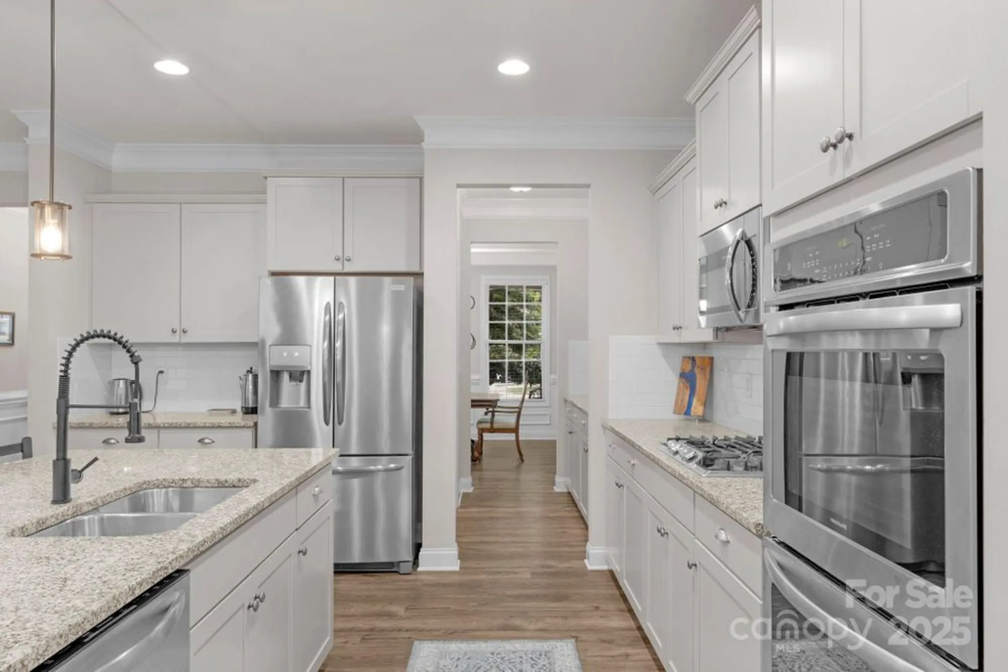 Property Slideshow image 15 of 48 | 236 robinwood ln, Lake Wylie, SC, 29710