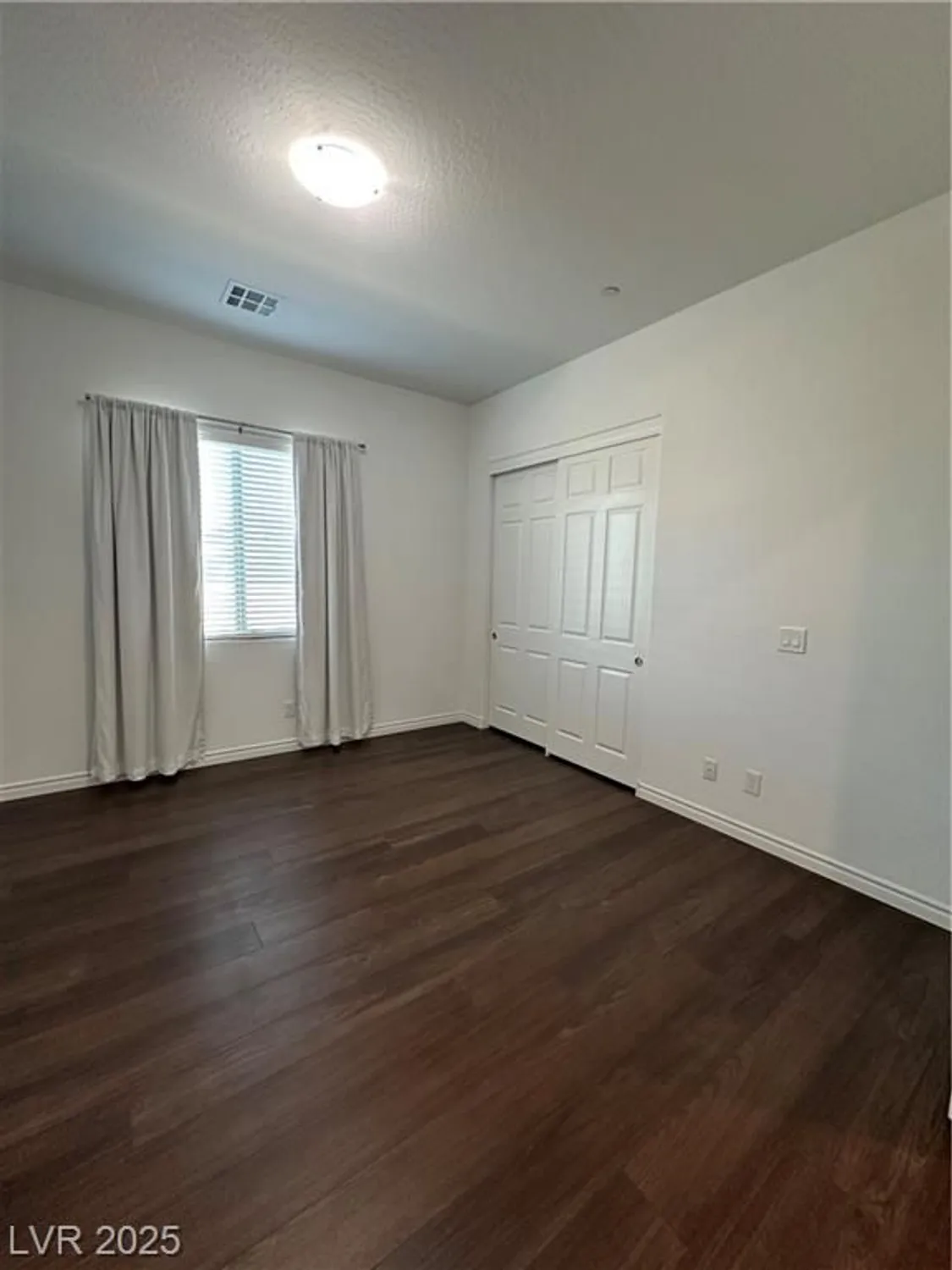 Property Slideshow image 15 of 32 | 461 arches park ave, Henderson, NV, 89011