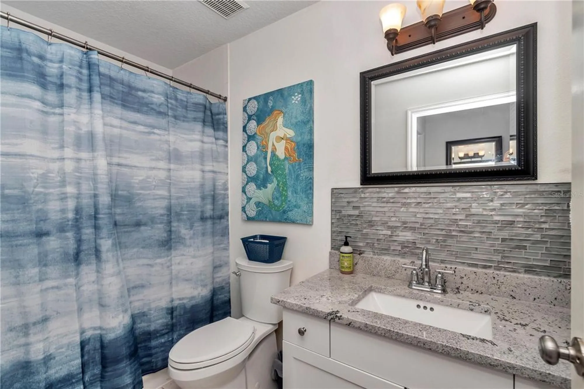 Property Slideshow image 18 of 43 | 5556 grove mnr, Lady Lake, FL, 32159