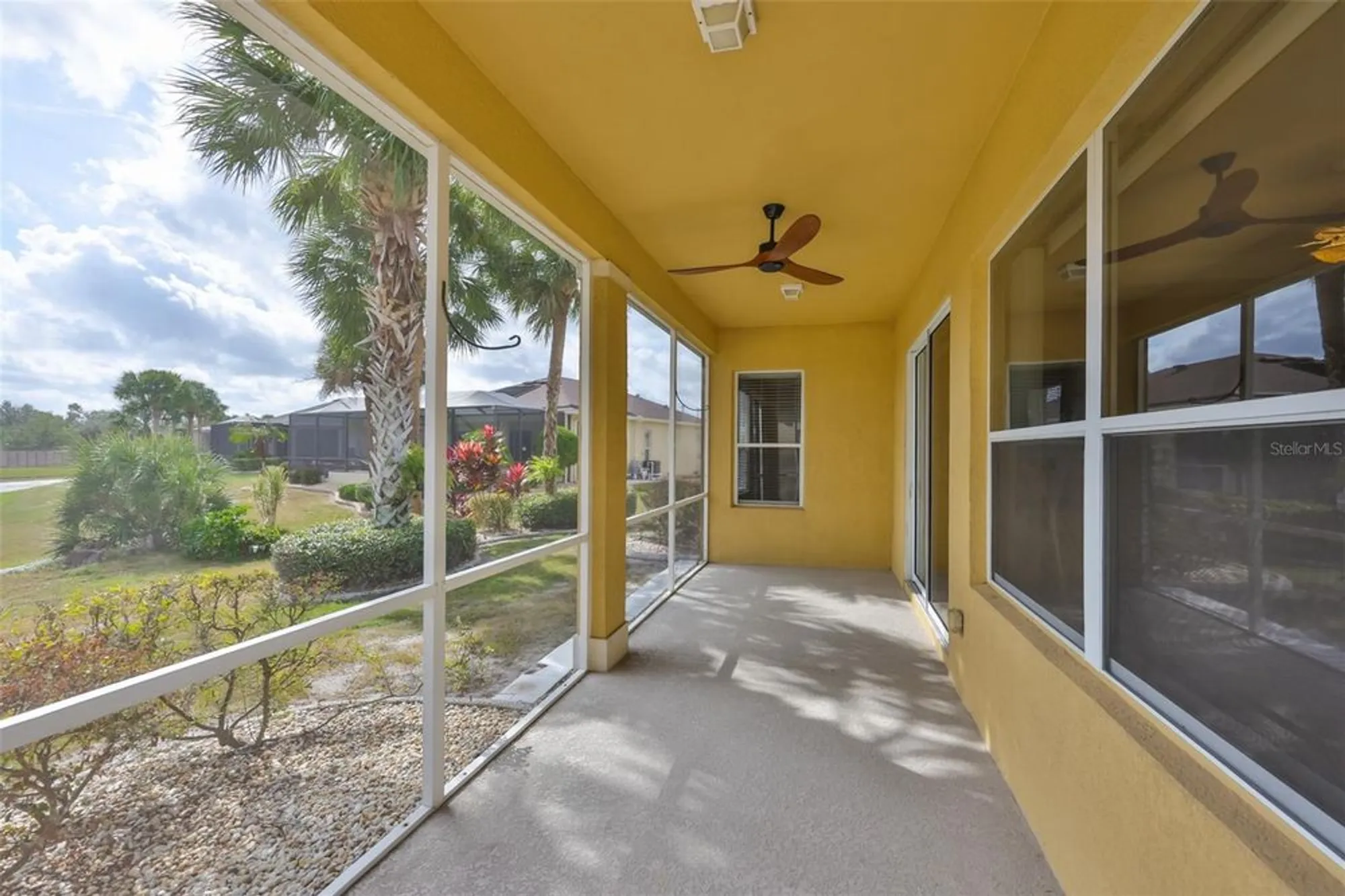 Property Slideshow image 29 of 40 | 840 king leon way, Sun City Center, FL, 33573
