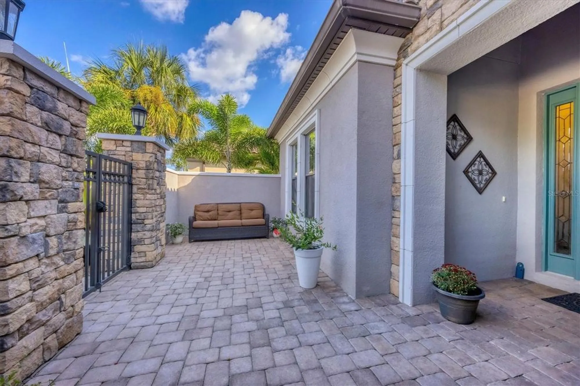 Property Slideshow image 9 of 100 | 13216 malachite dr, Bradenton, FL, 34211