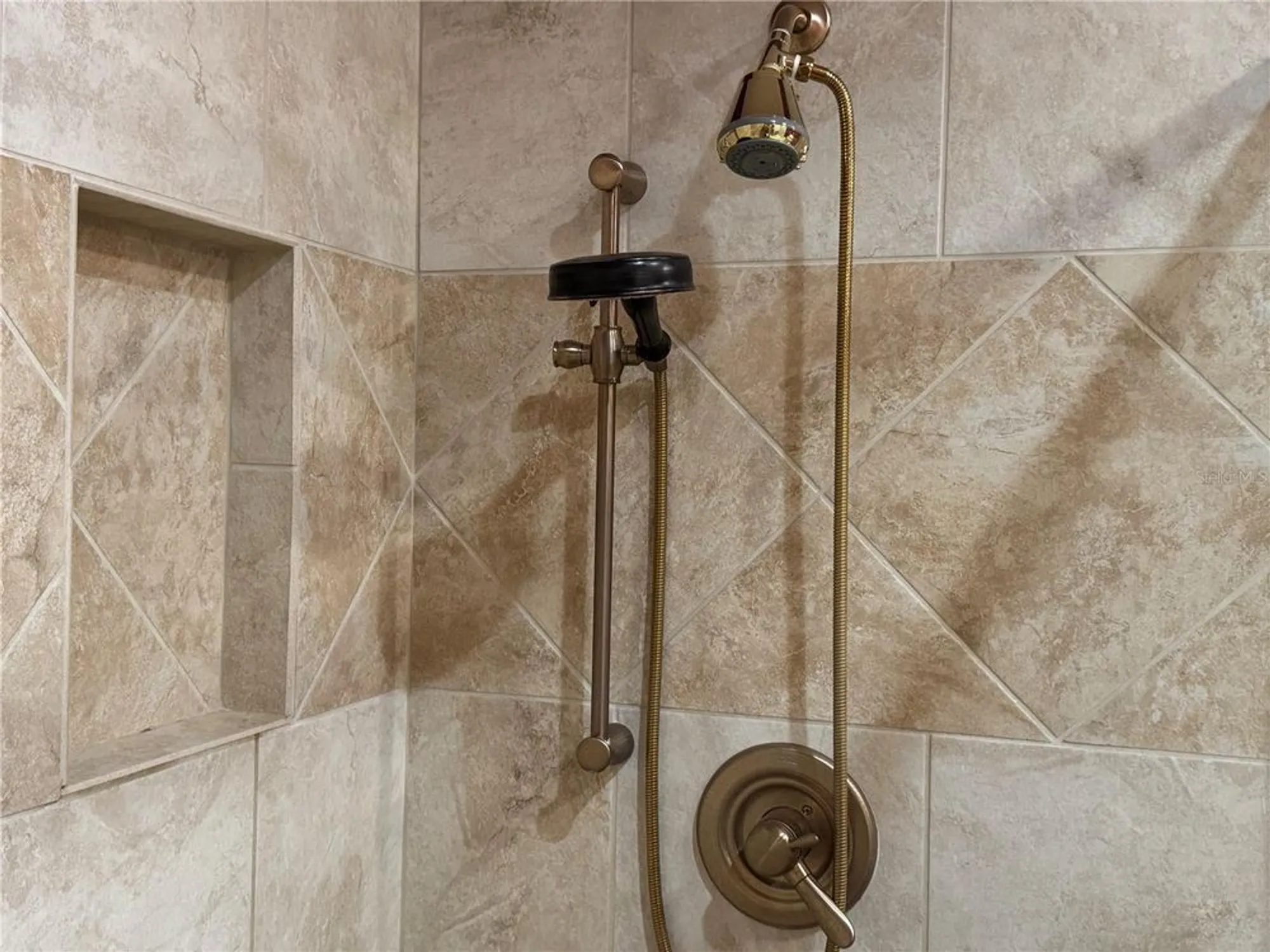 Property Slideshow image 28 of 75 | 17487 se 84th foxgrove ave, The Villages, FL, 32162