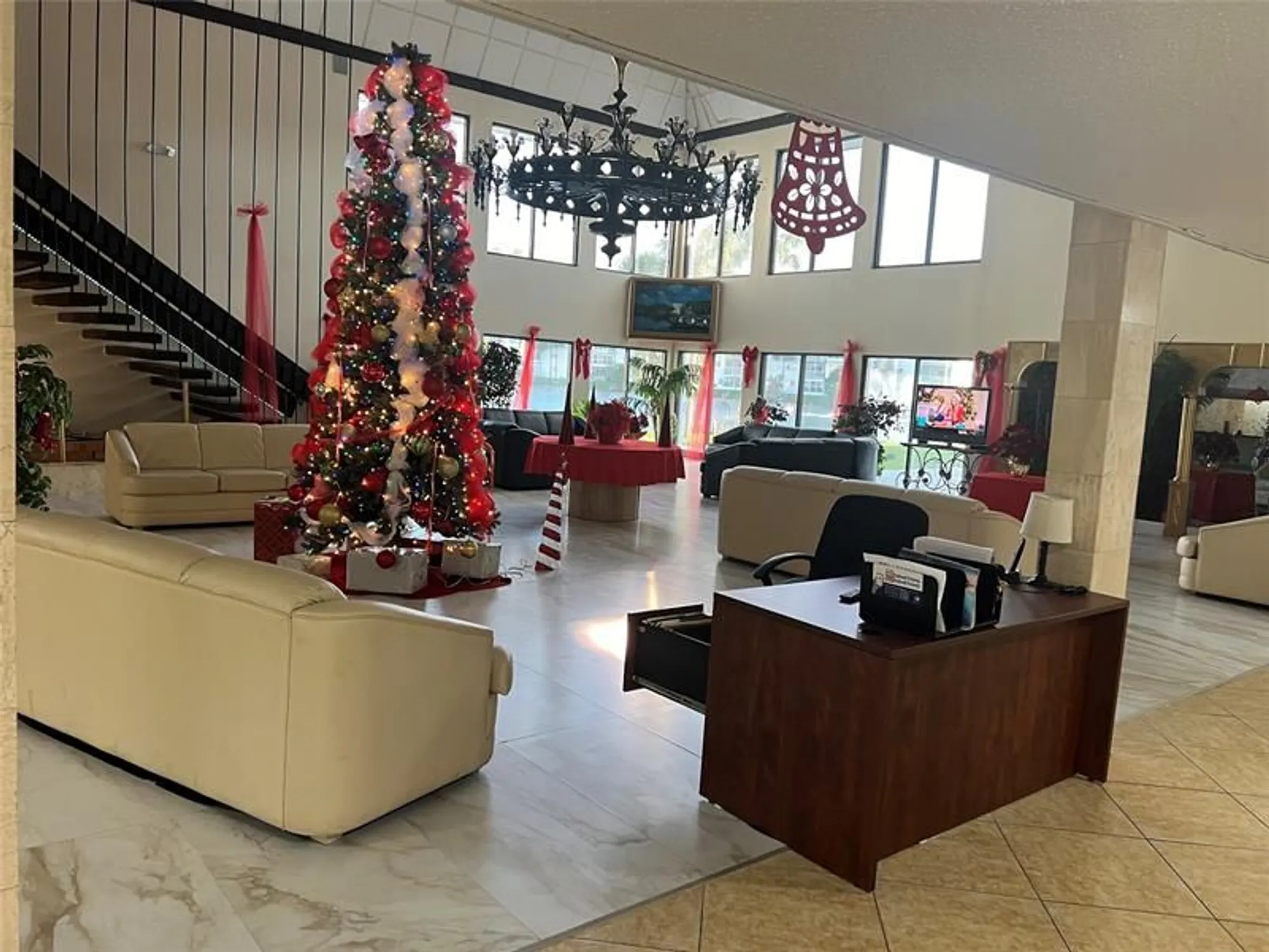 Property Slideshow image 34 of 45 | 4751 nw 21st st 4p, Lauderhill, FL, 33313