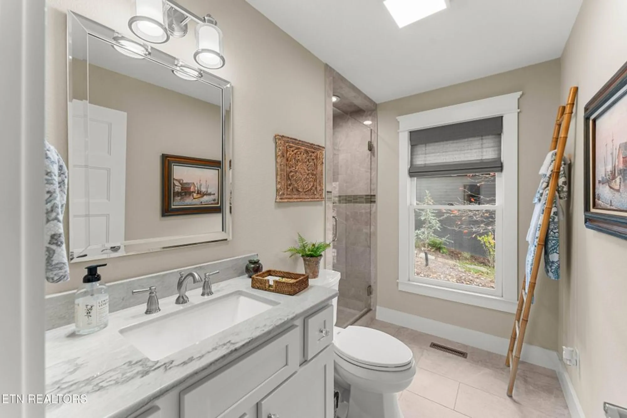 Property Slideshow image 32 of 59 | 22 milnor cir, Crossville, TN, 38558