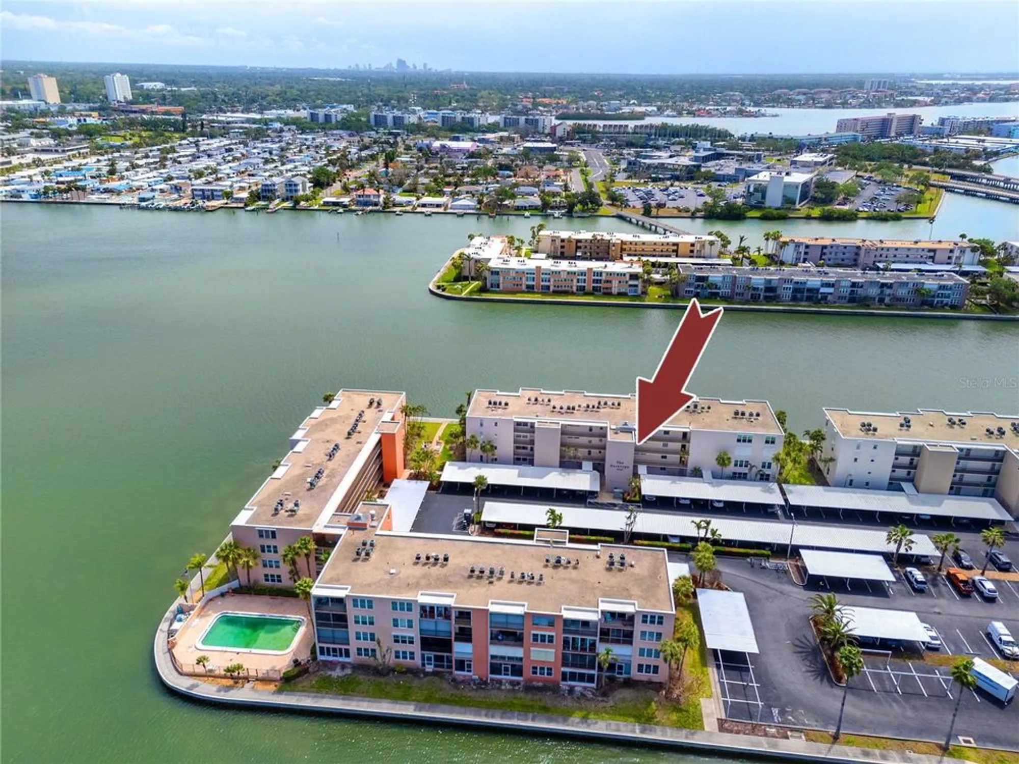 Property Slideshow image 52 of 59 | 7645 sun island dr 304, South Pasadena, FL, 33707